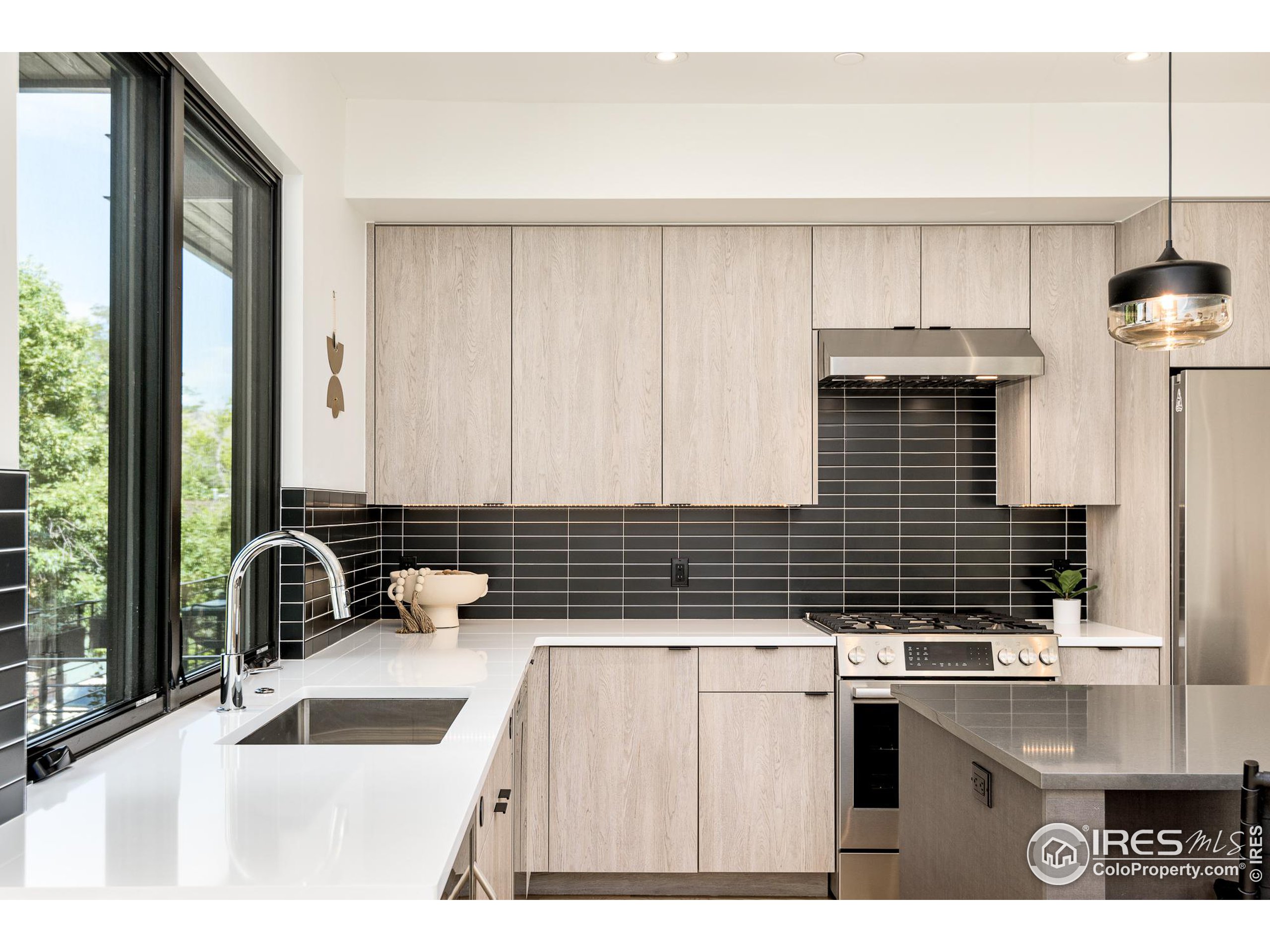 936 North St Unit: B