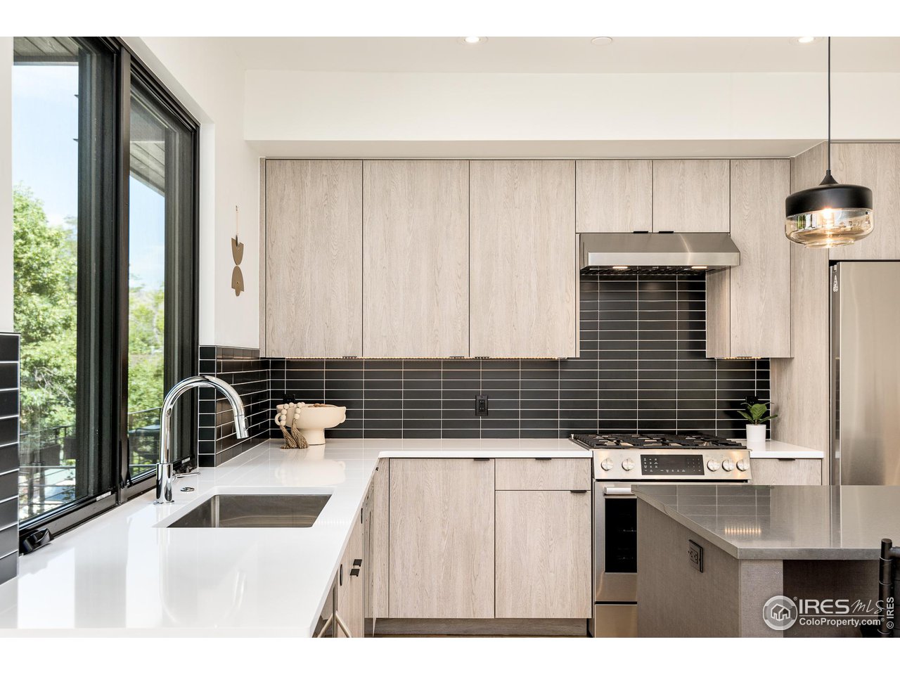 936 North St Unit: B