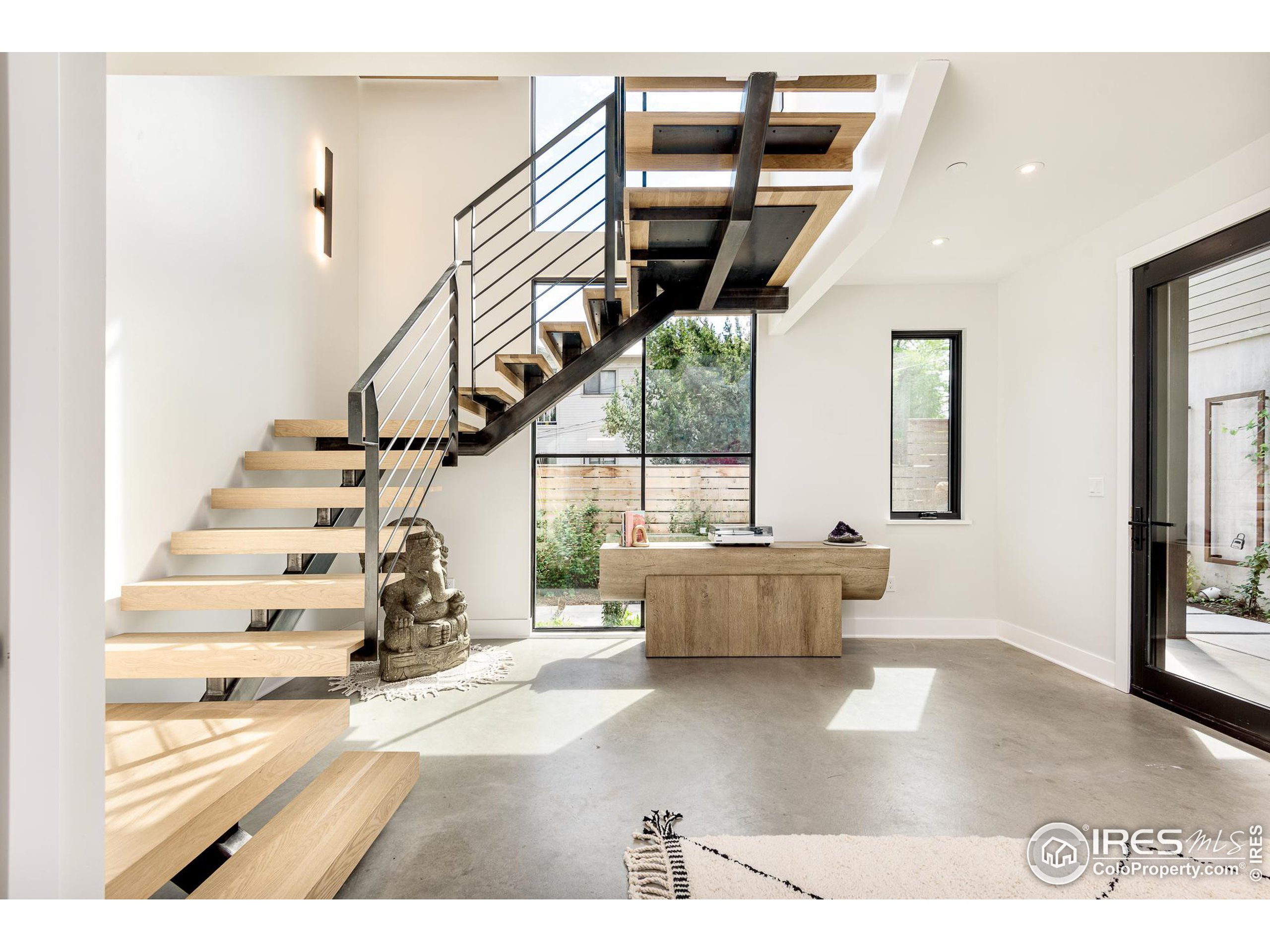 936 North St Unit: B