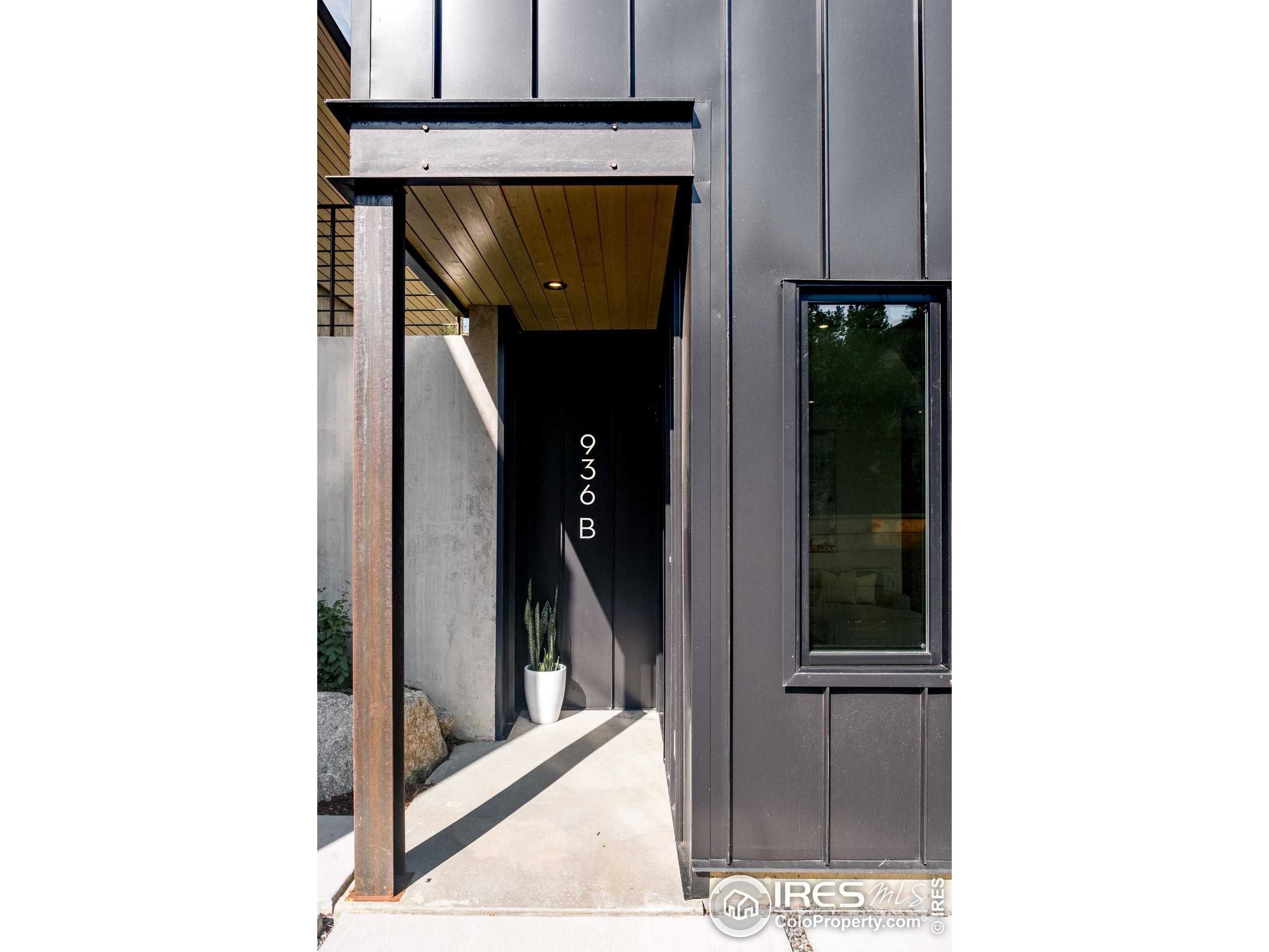 936 North St Unit: B