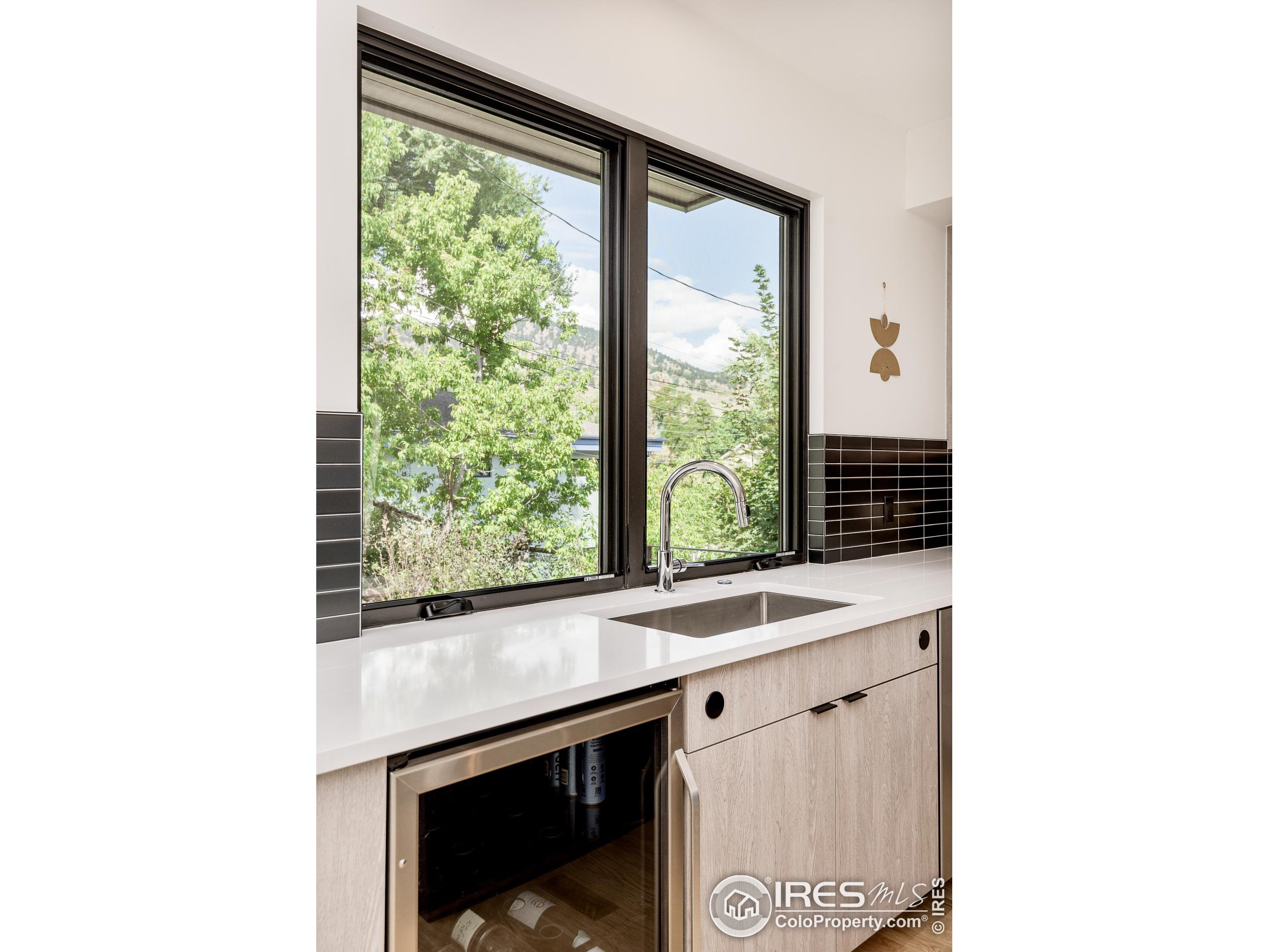 936 North St Unit: B