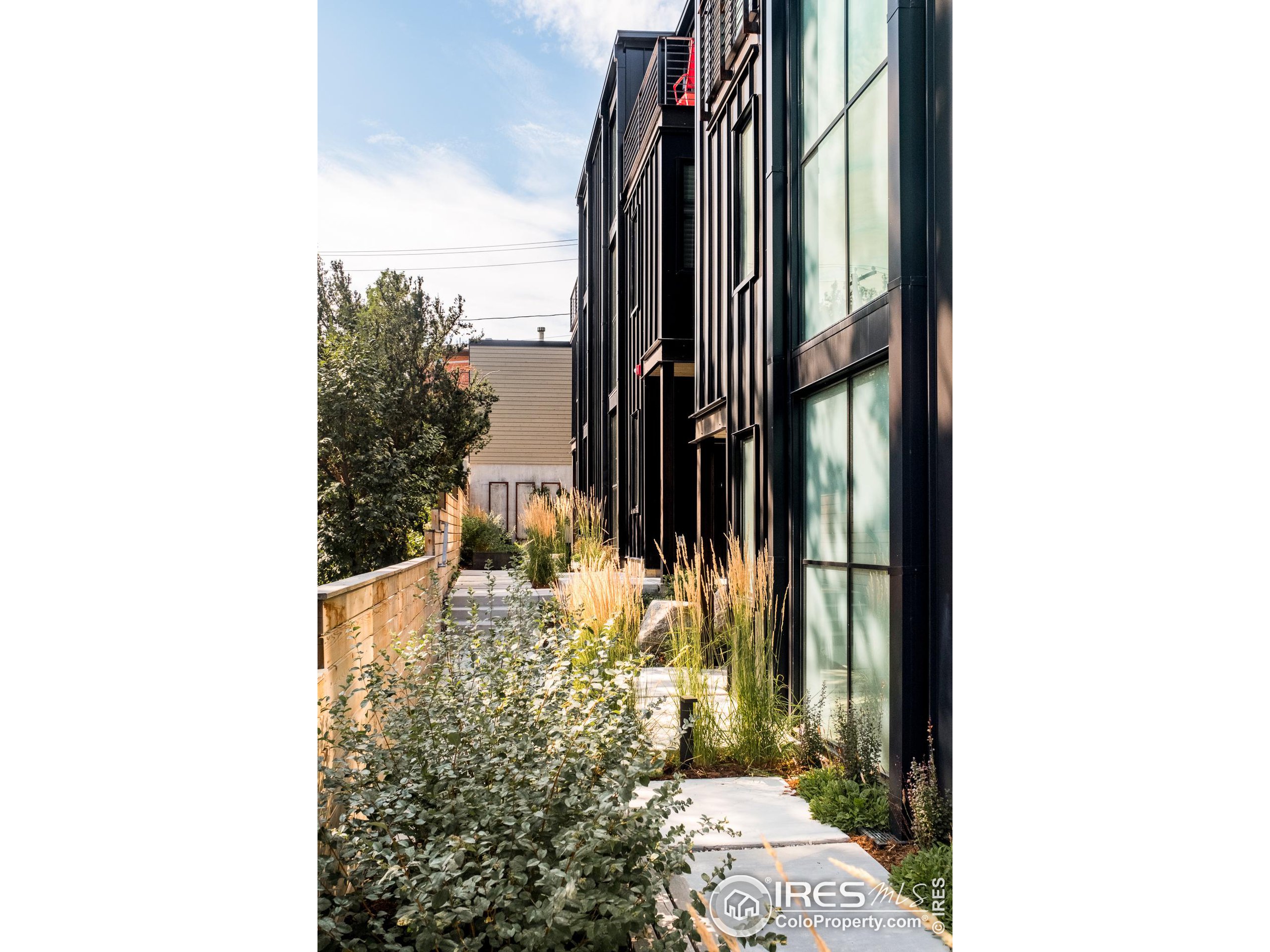 936 North St Unit: B