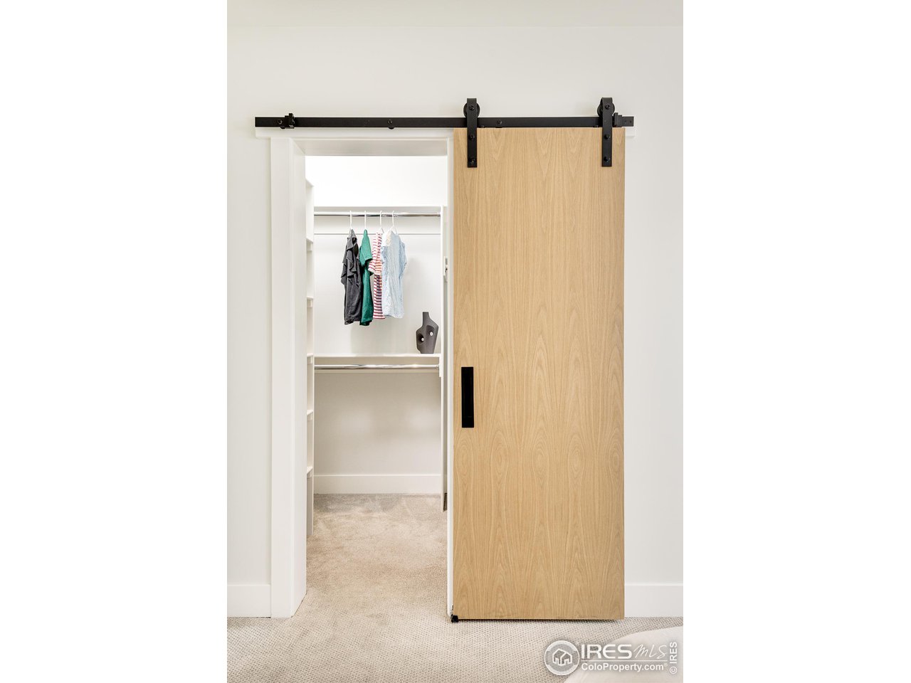 936 North St Unit: B