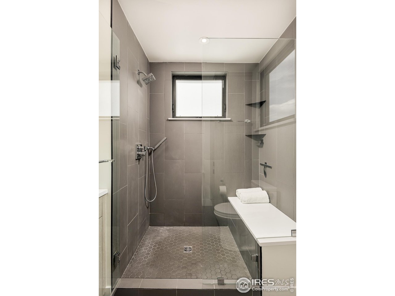 936 North St Unit: B