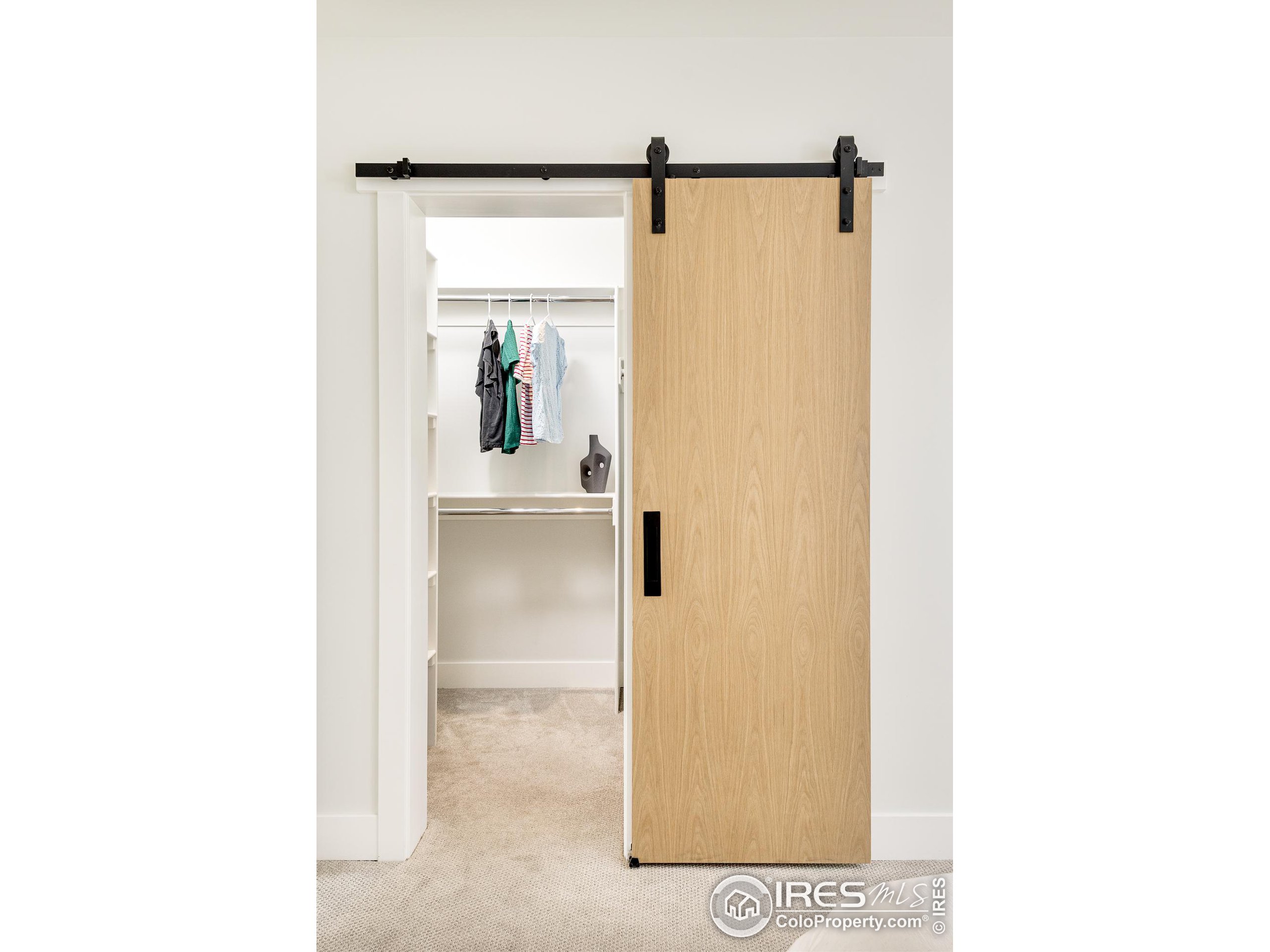 936 North St Unit: B