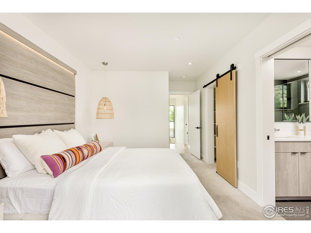 936 North St Unit: B