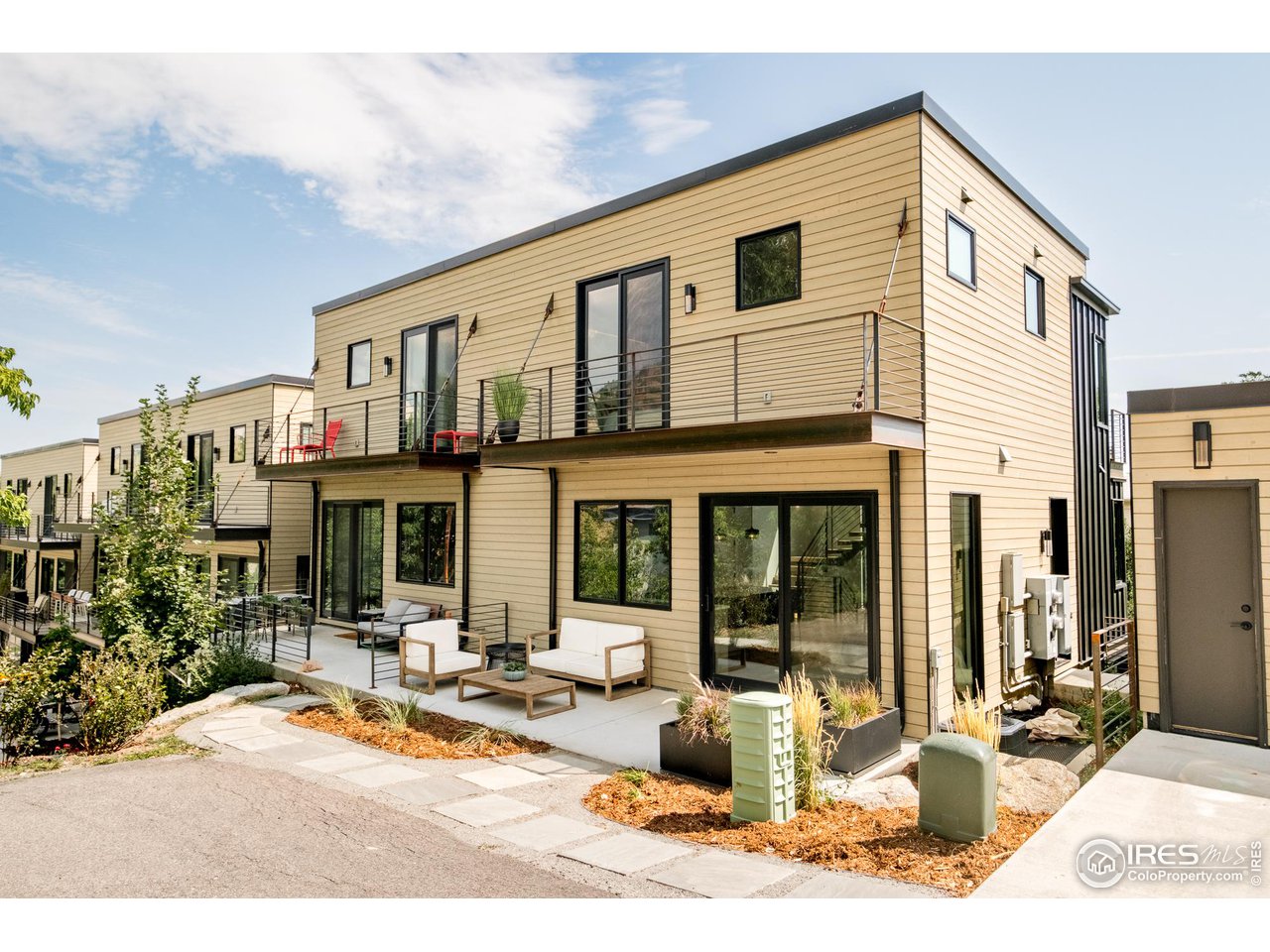 936 North St Unit: B