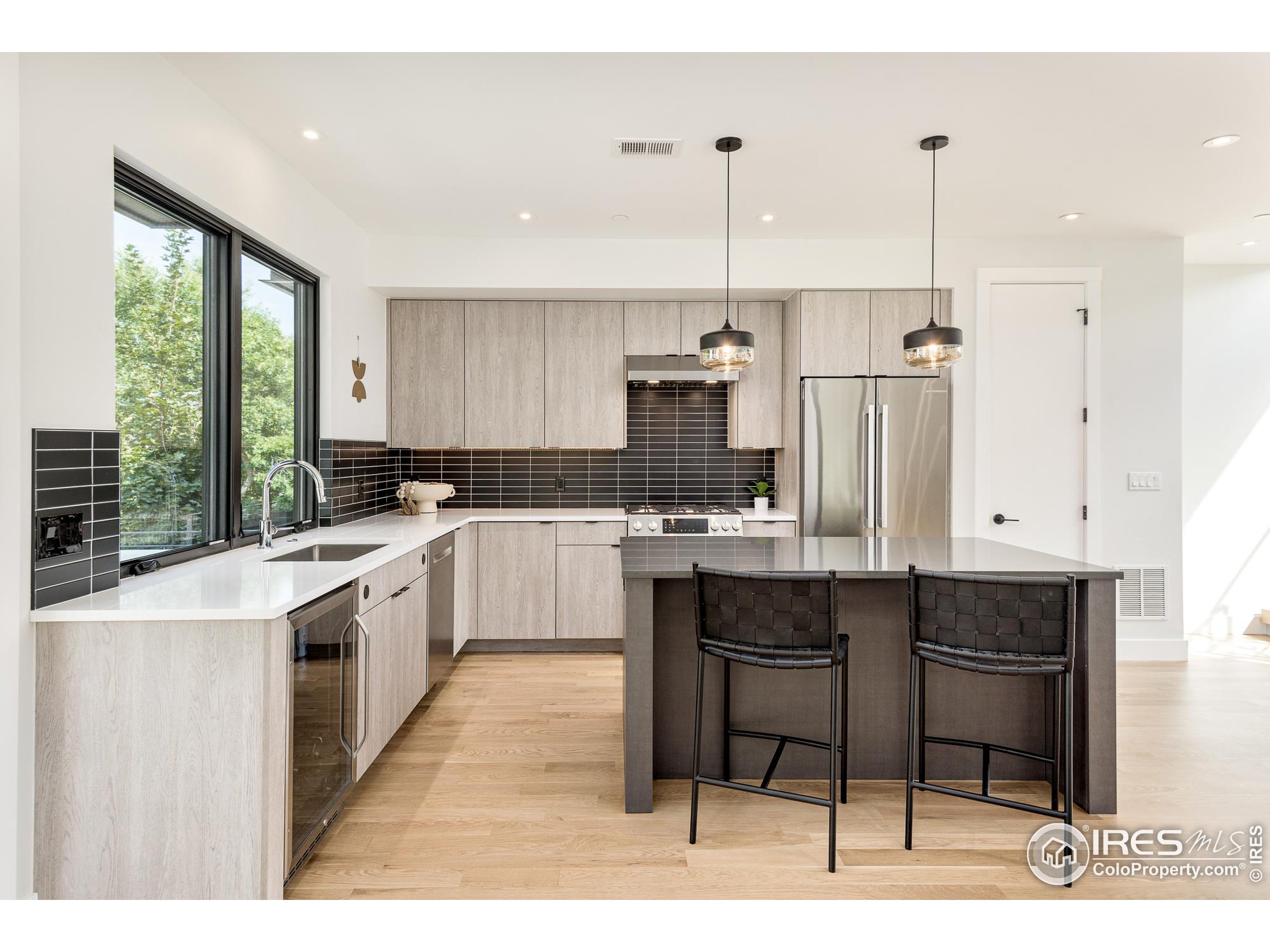 936 North St Unit: B