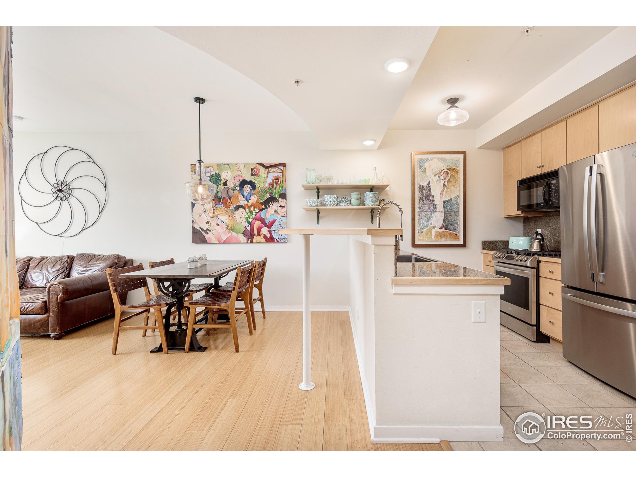 4650 Holiday Dr Unit: 202