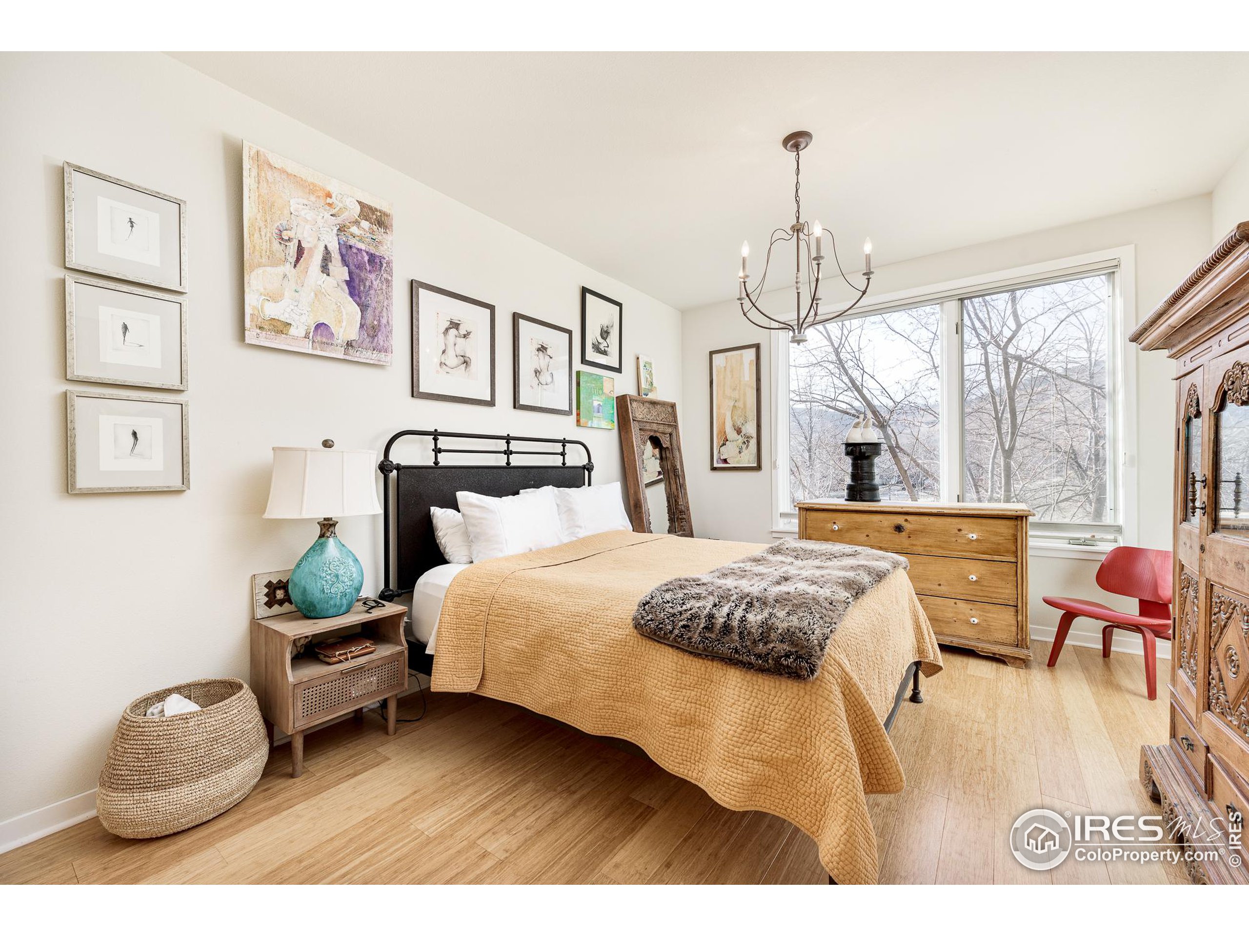 4650 Holiday Dr Unit: 202