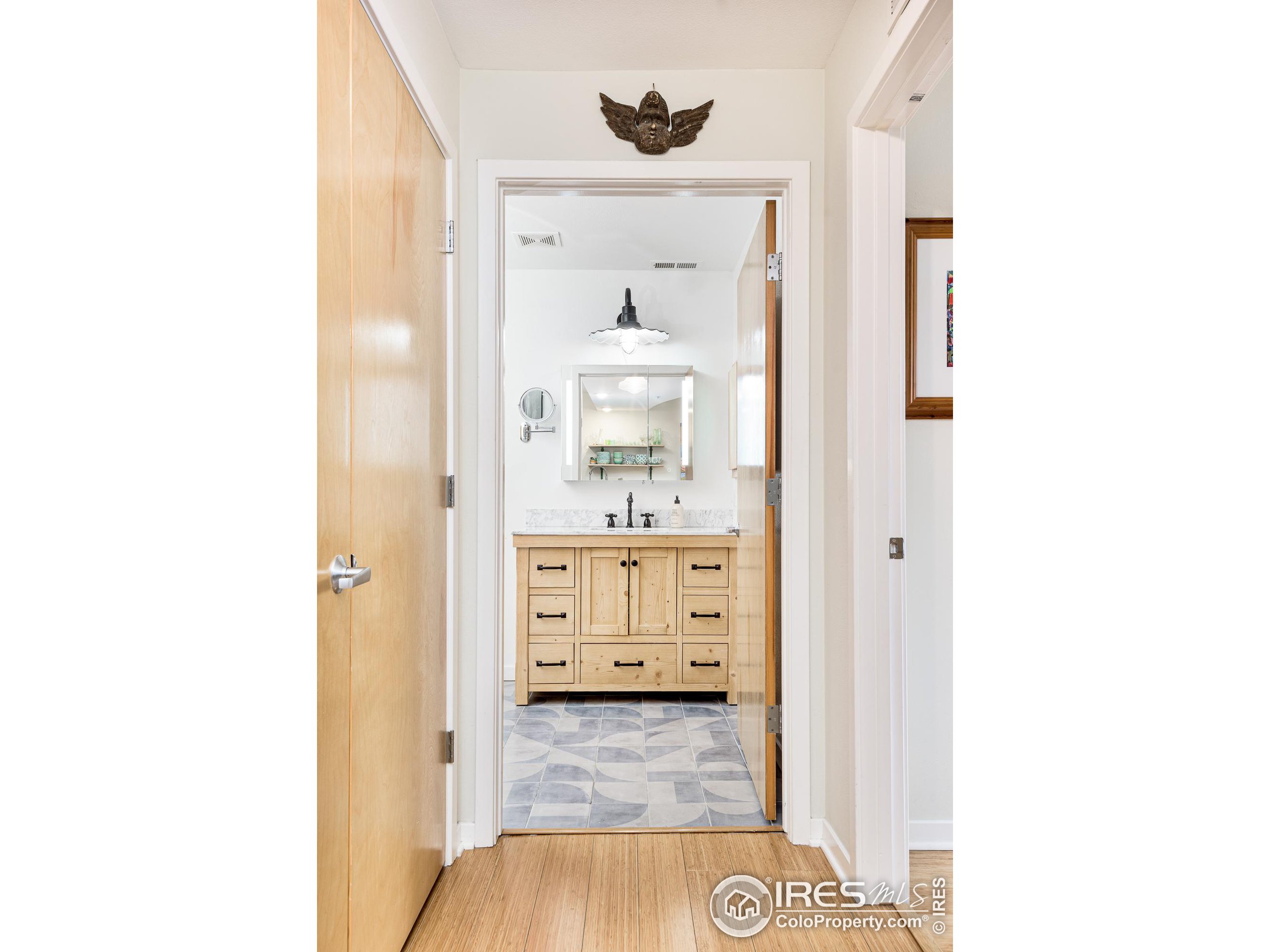 4650 Holiday Dr Unit: 202