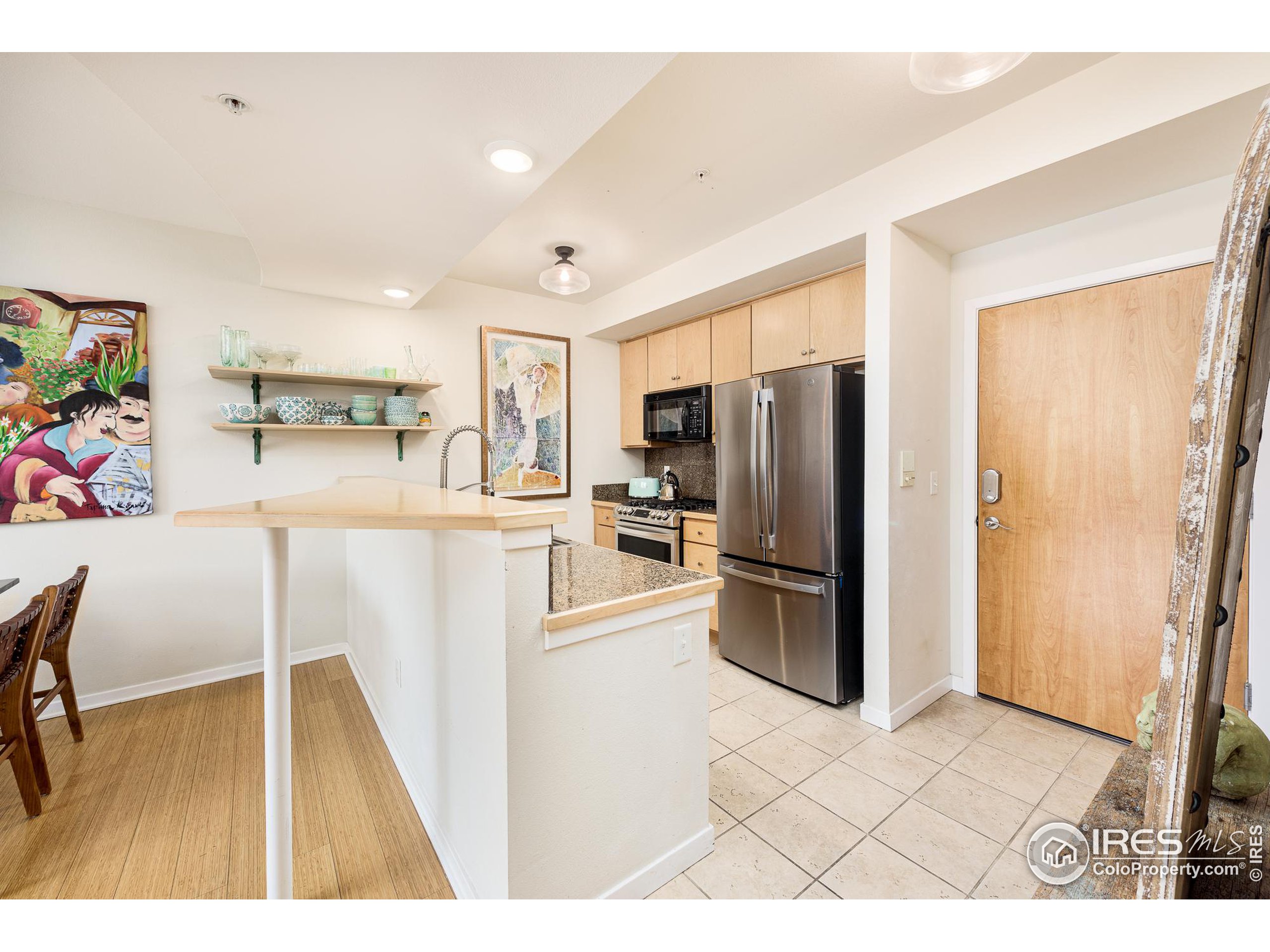 4650 Holiday Dr Unit: 202