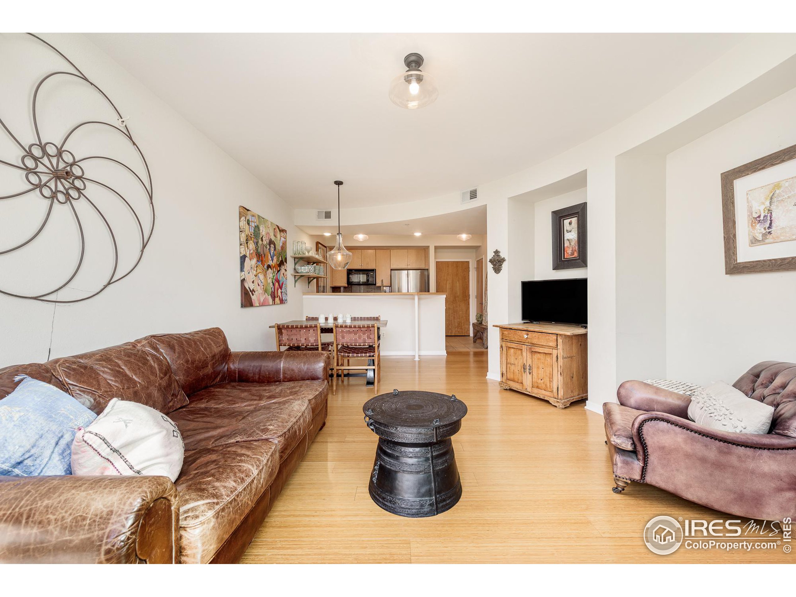 4650 Holiday Dr Unit: 202