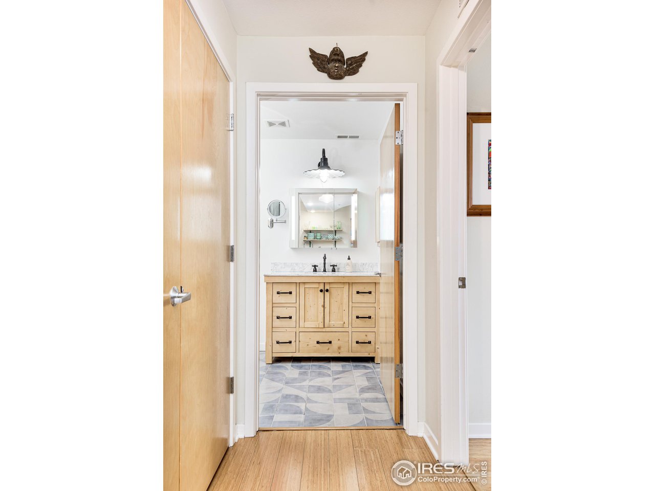 4650 Holiday Dr Unit: 202