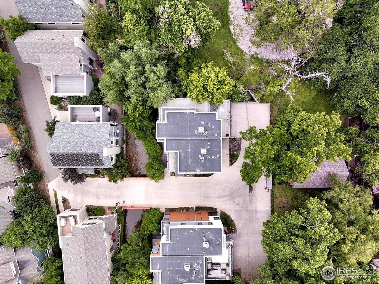 2056 Walnut St Unit: B