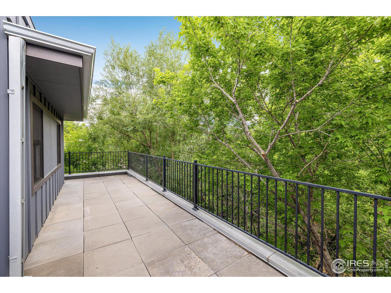 2056 Walnut St Unit: B