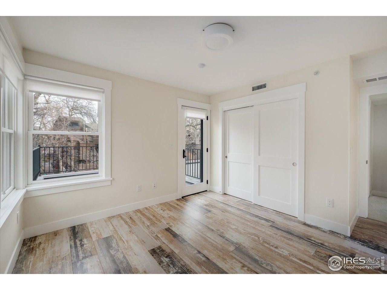 2056 Walnut St Unit: B