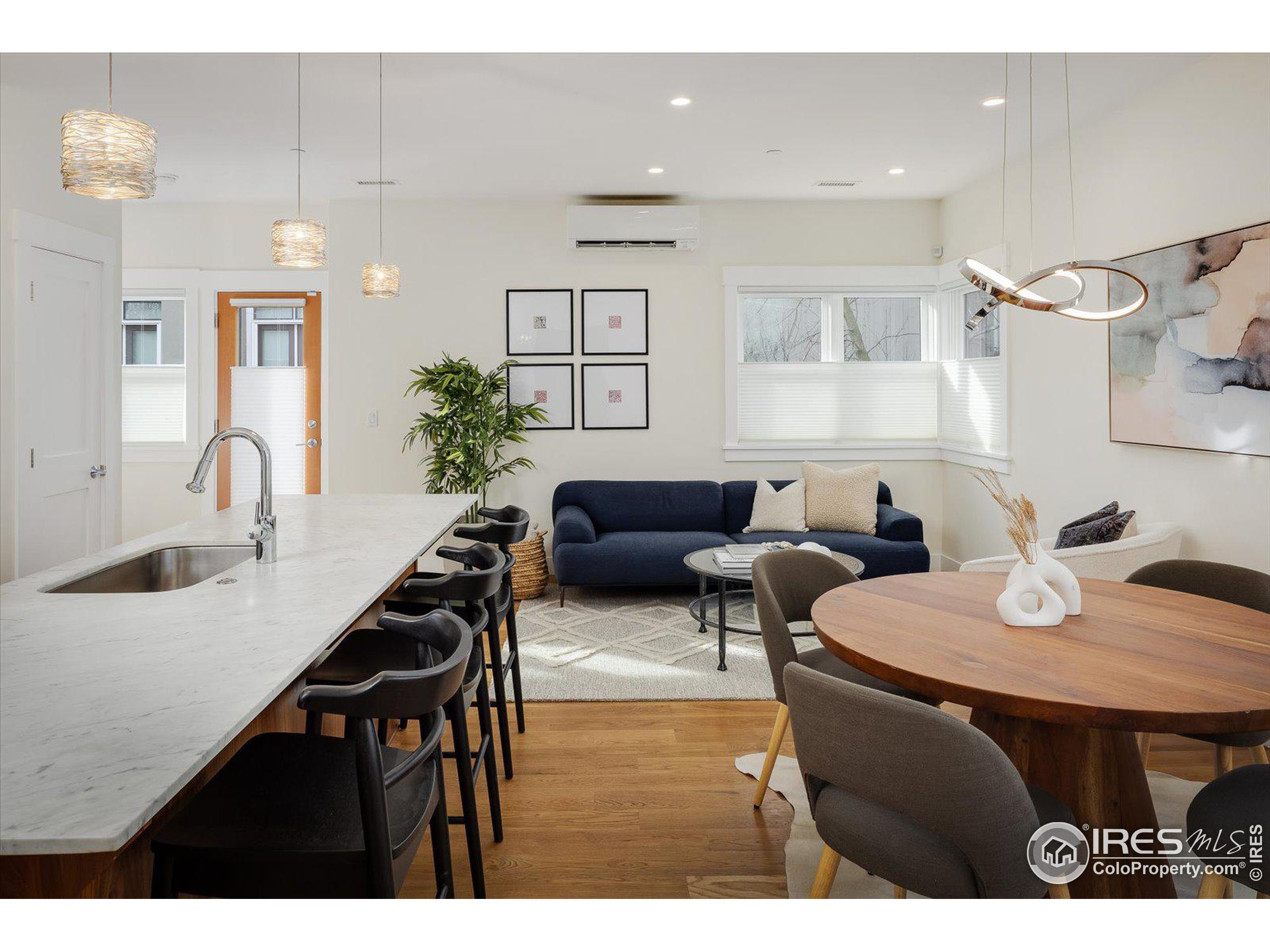 2056 Walnut St Unit: B