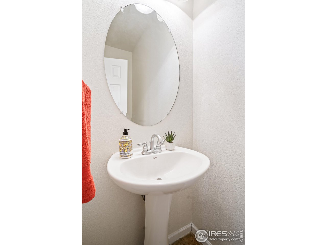 15902 E Geddes Ln Unit: 51