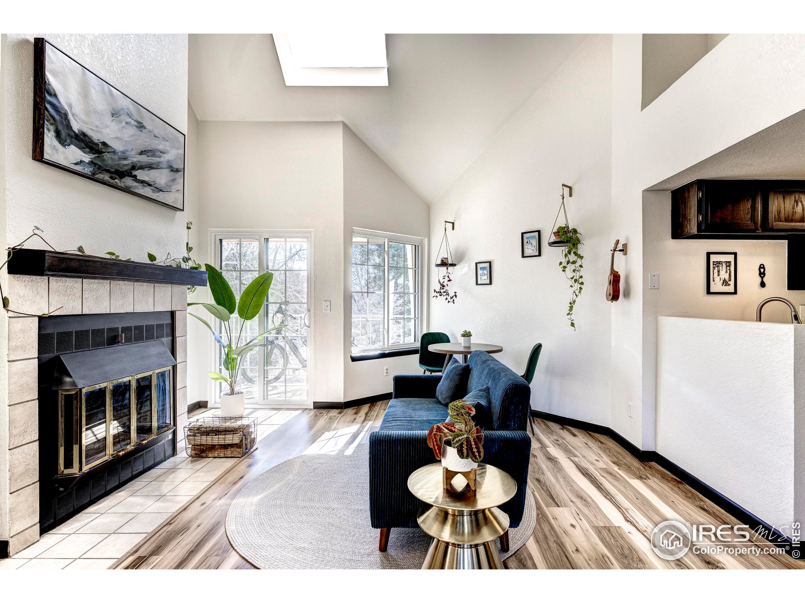 5950 Gunbarrel Ave C