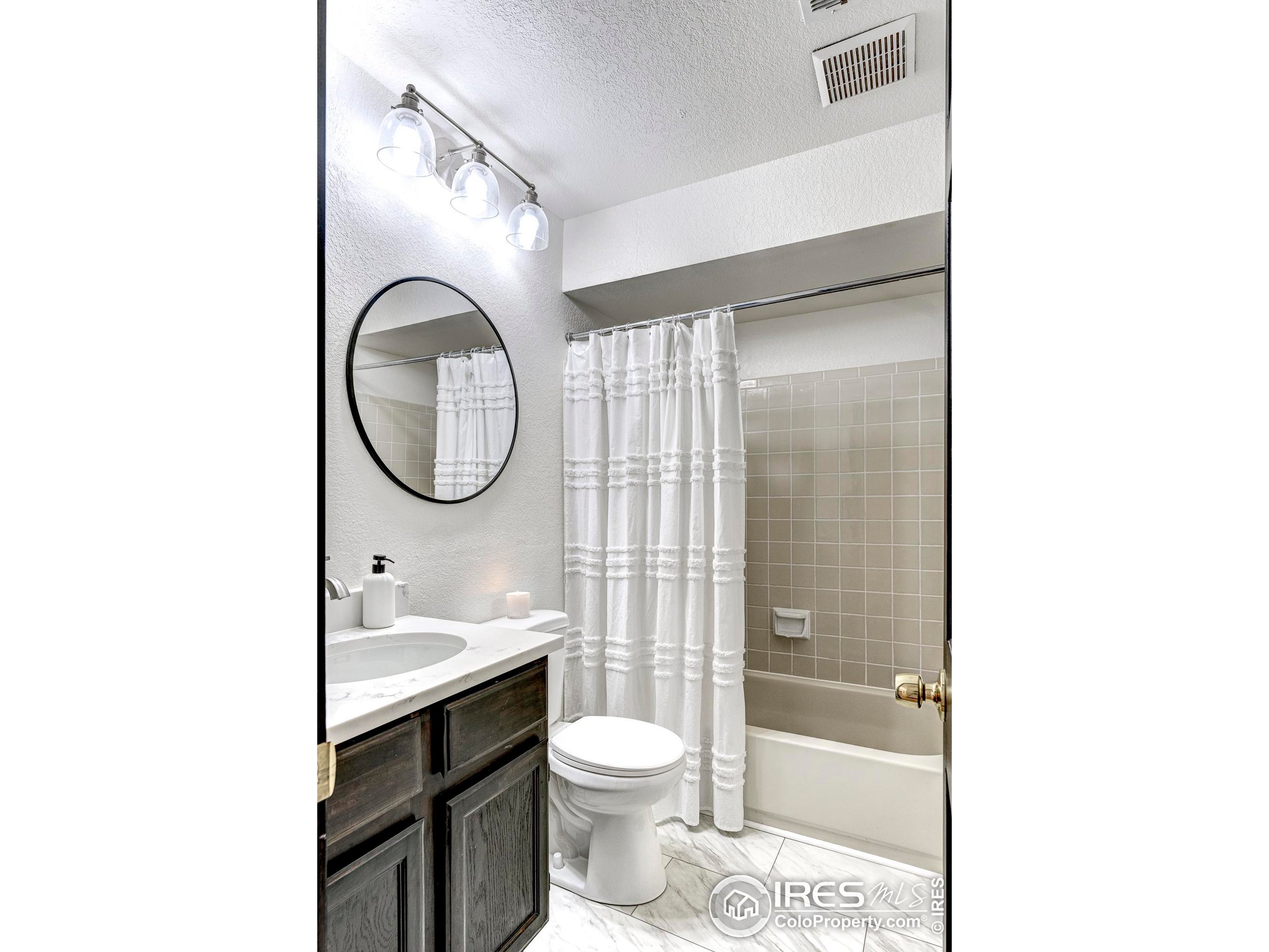 5950 Gunbarrel Ave C