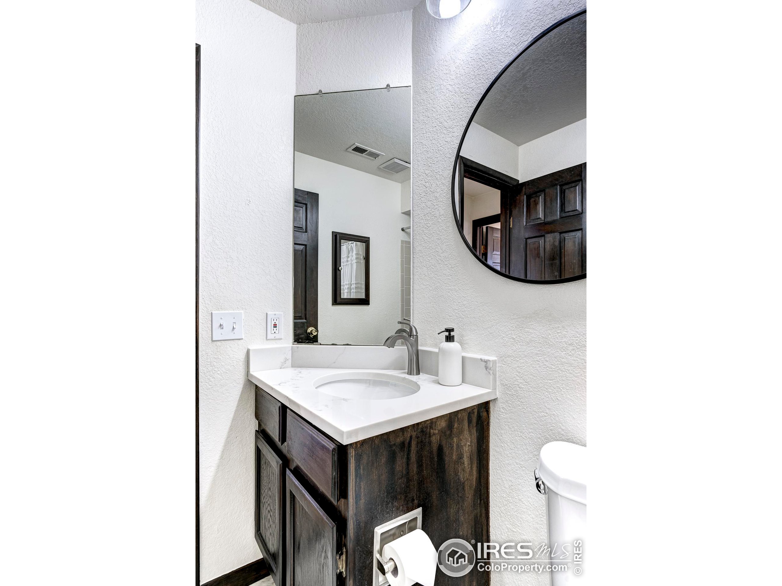 5950 Gunbarrel Ave C