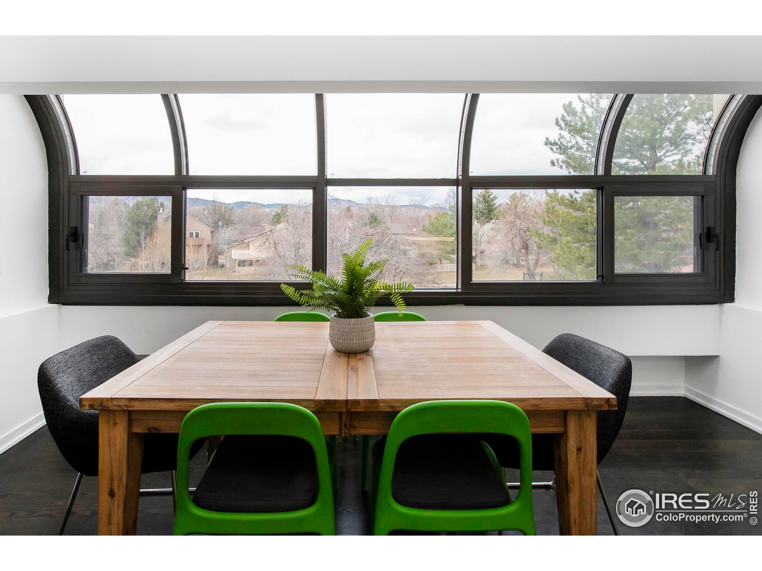 3845 Northbrook Dr F