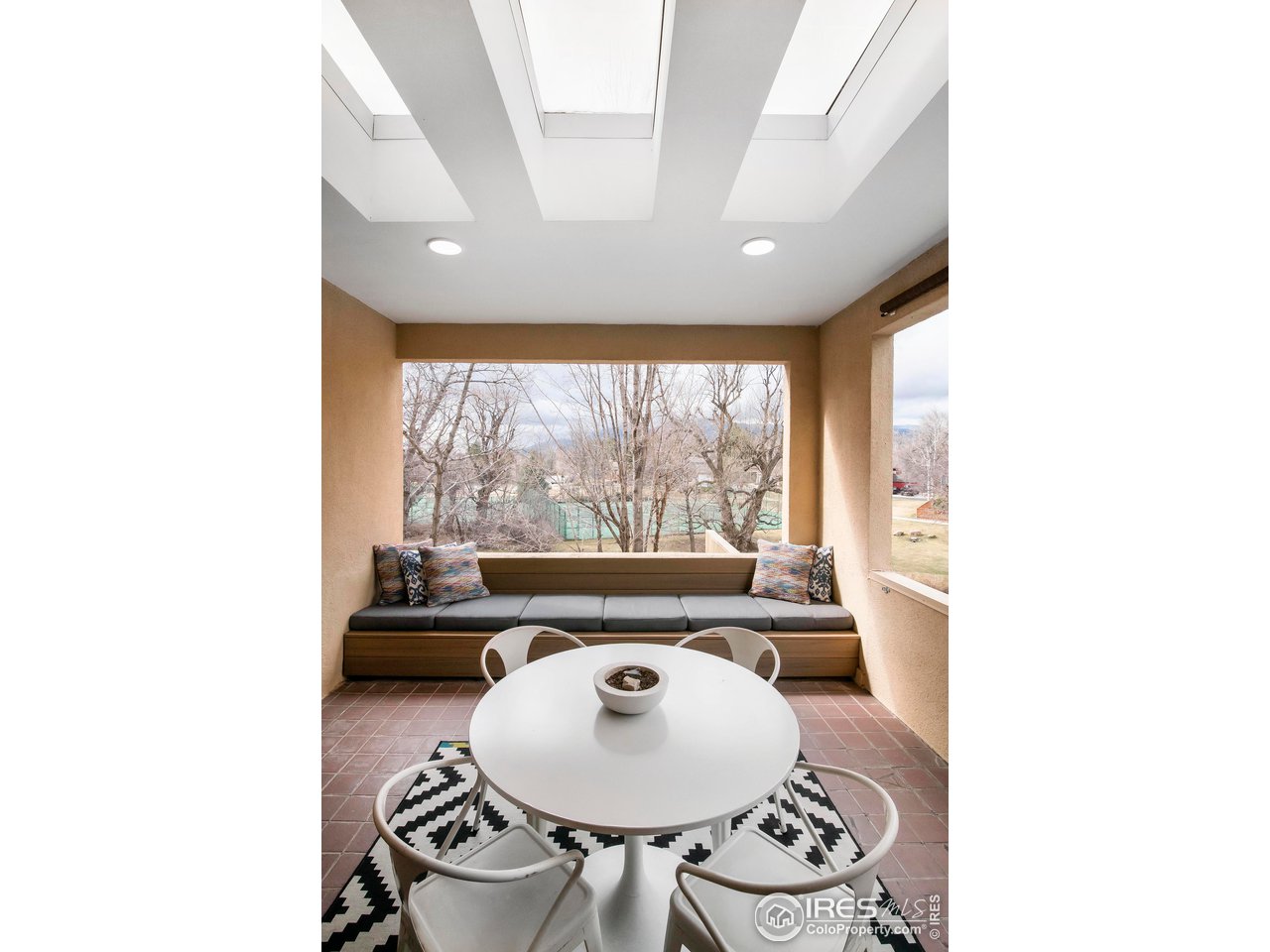 3845 Northbrook Dr F