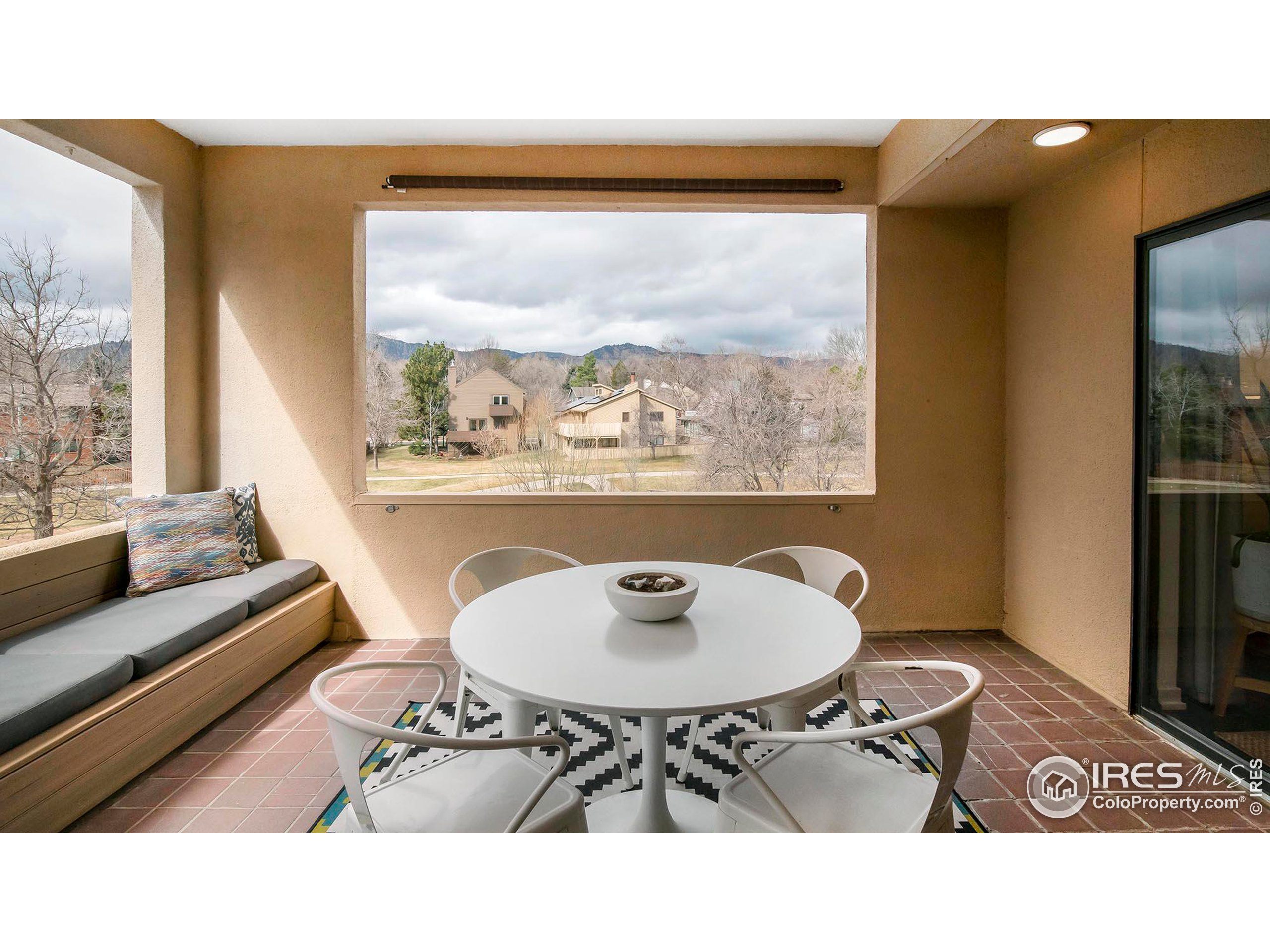 3845 Northbrook Dr F