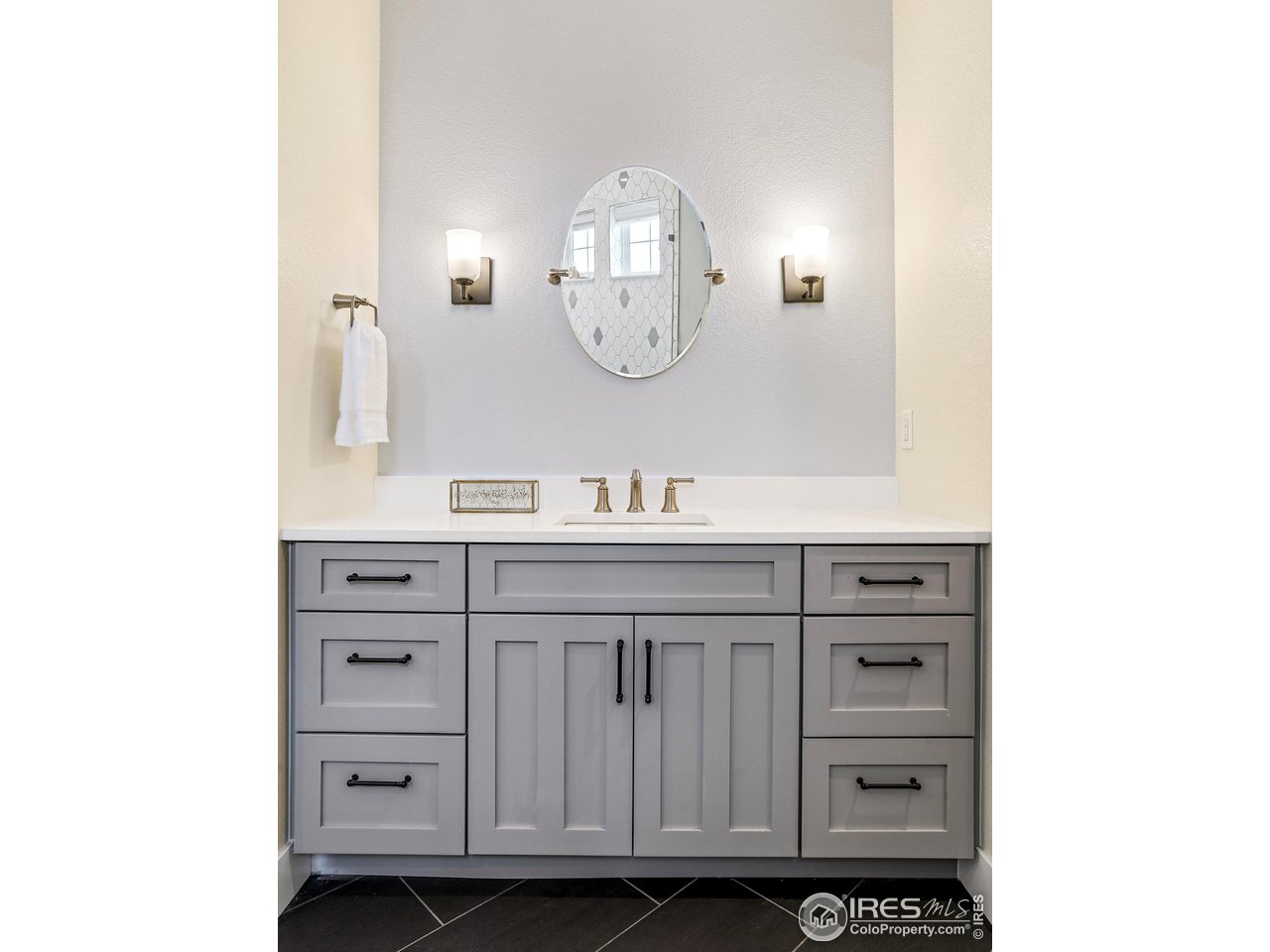 2934 Cascade Creek Dr