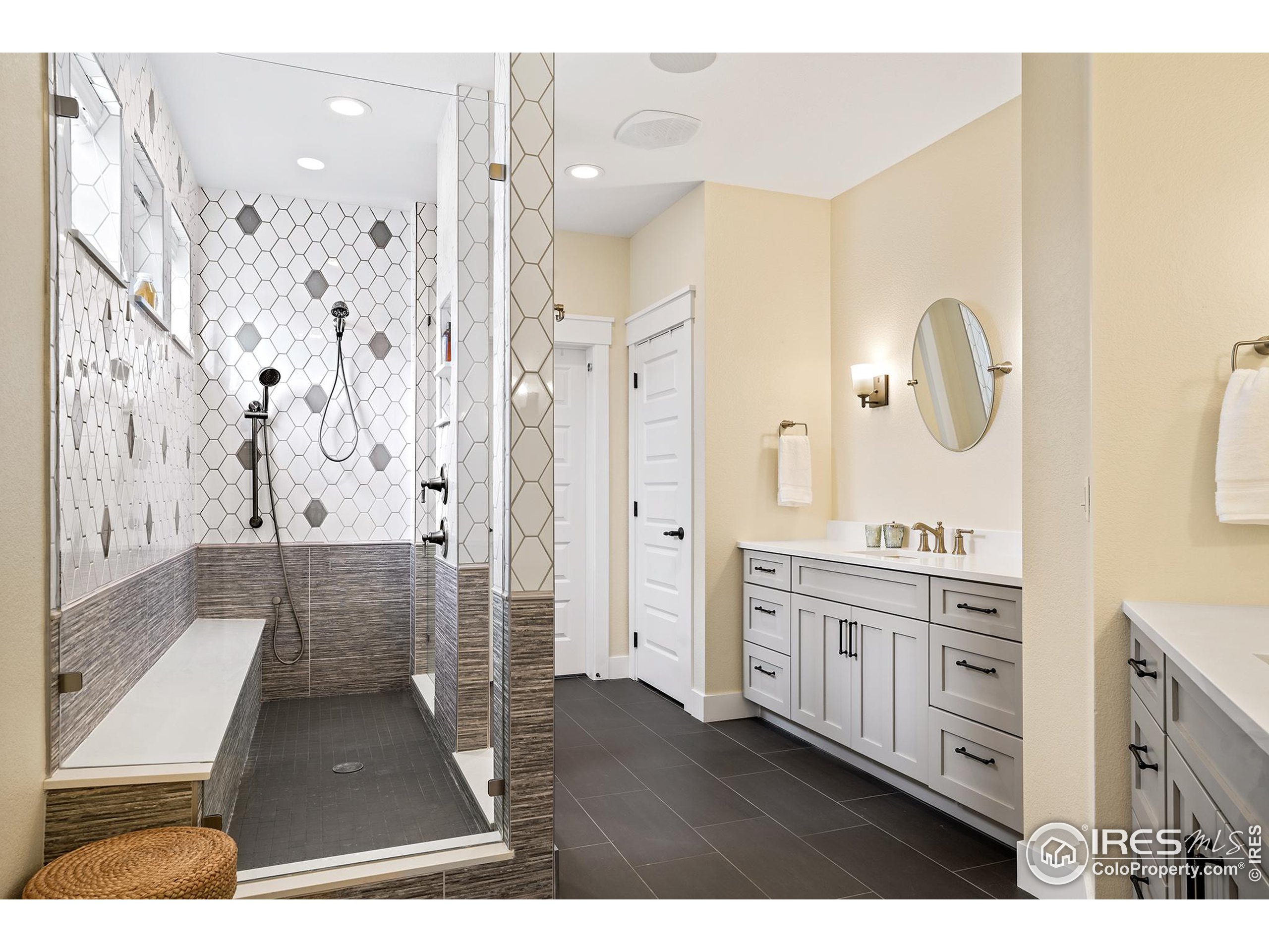 2934 Cascade Creek Dr