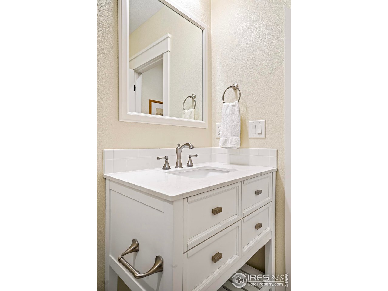 2934 Cascade Creek Dr