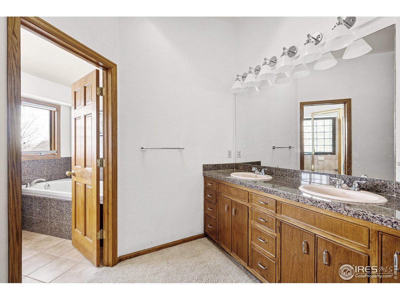 5699 Boulder Hills Dr