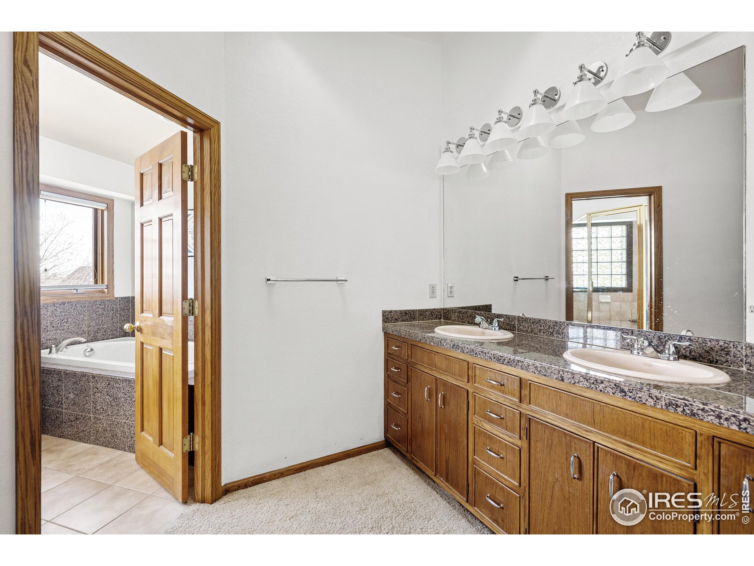 5699 Boulder Hills Dr