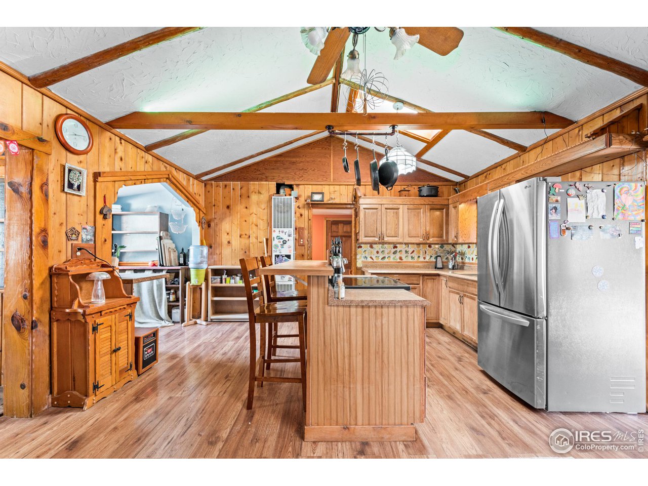 1491 S Foothills Hwy