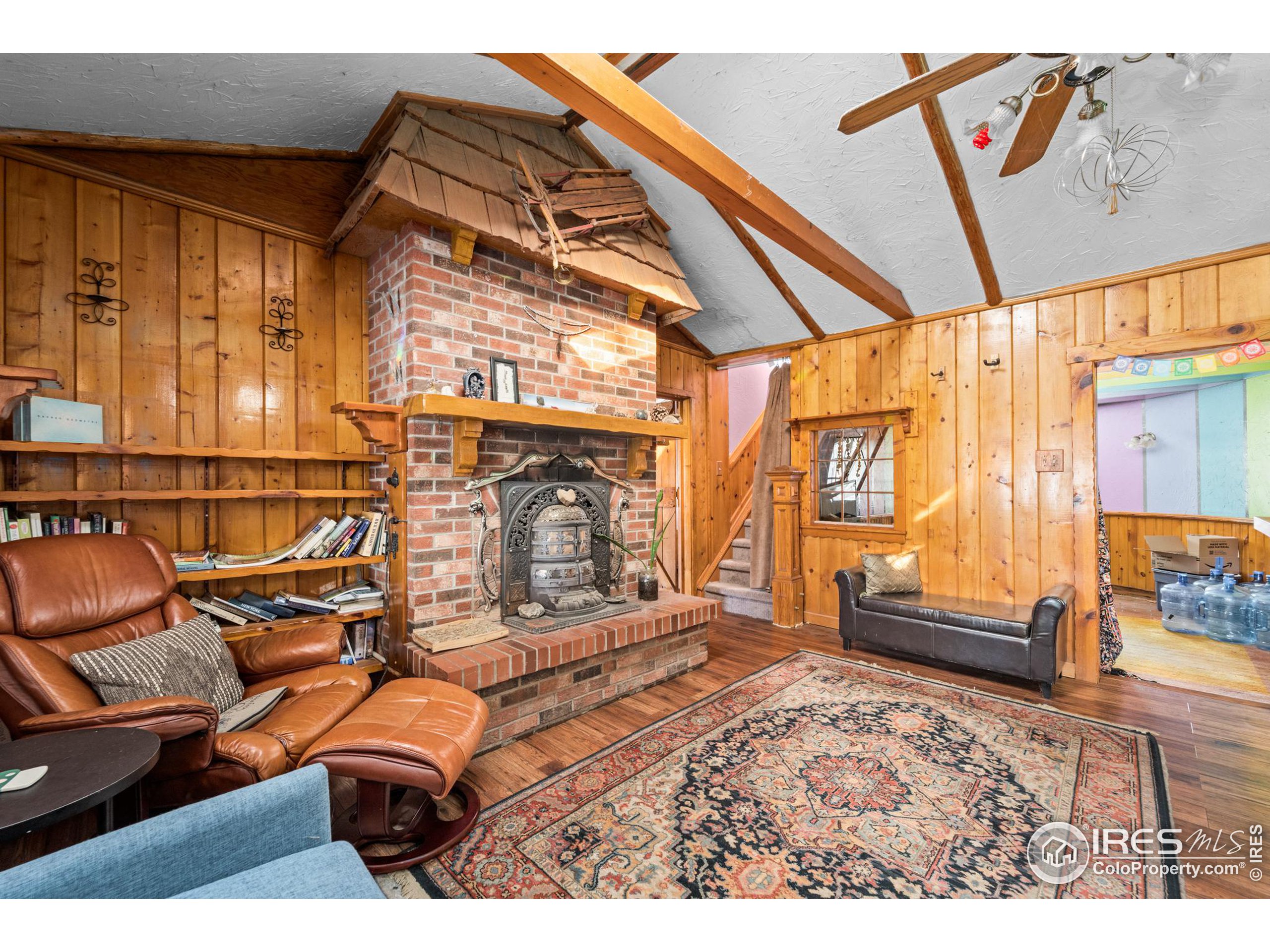 1491 S Foothills Hwy