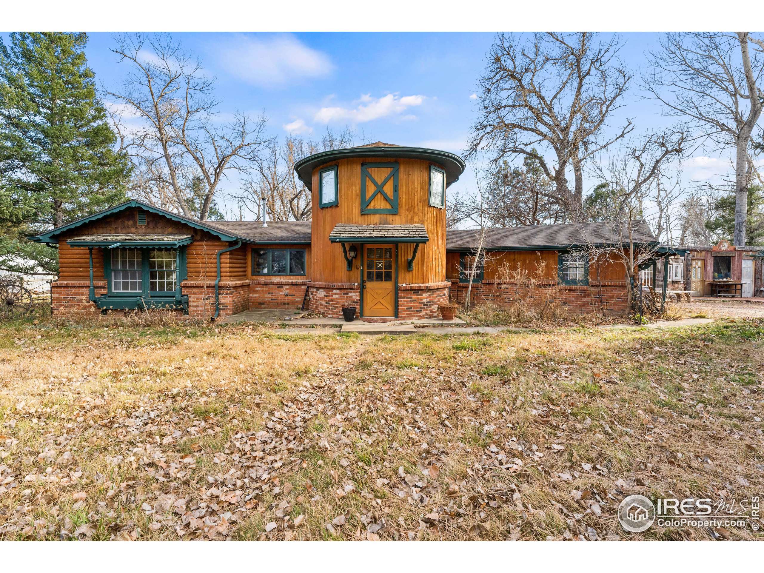 1491 S Foothills Hwy