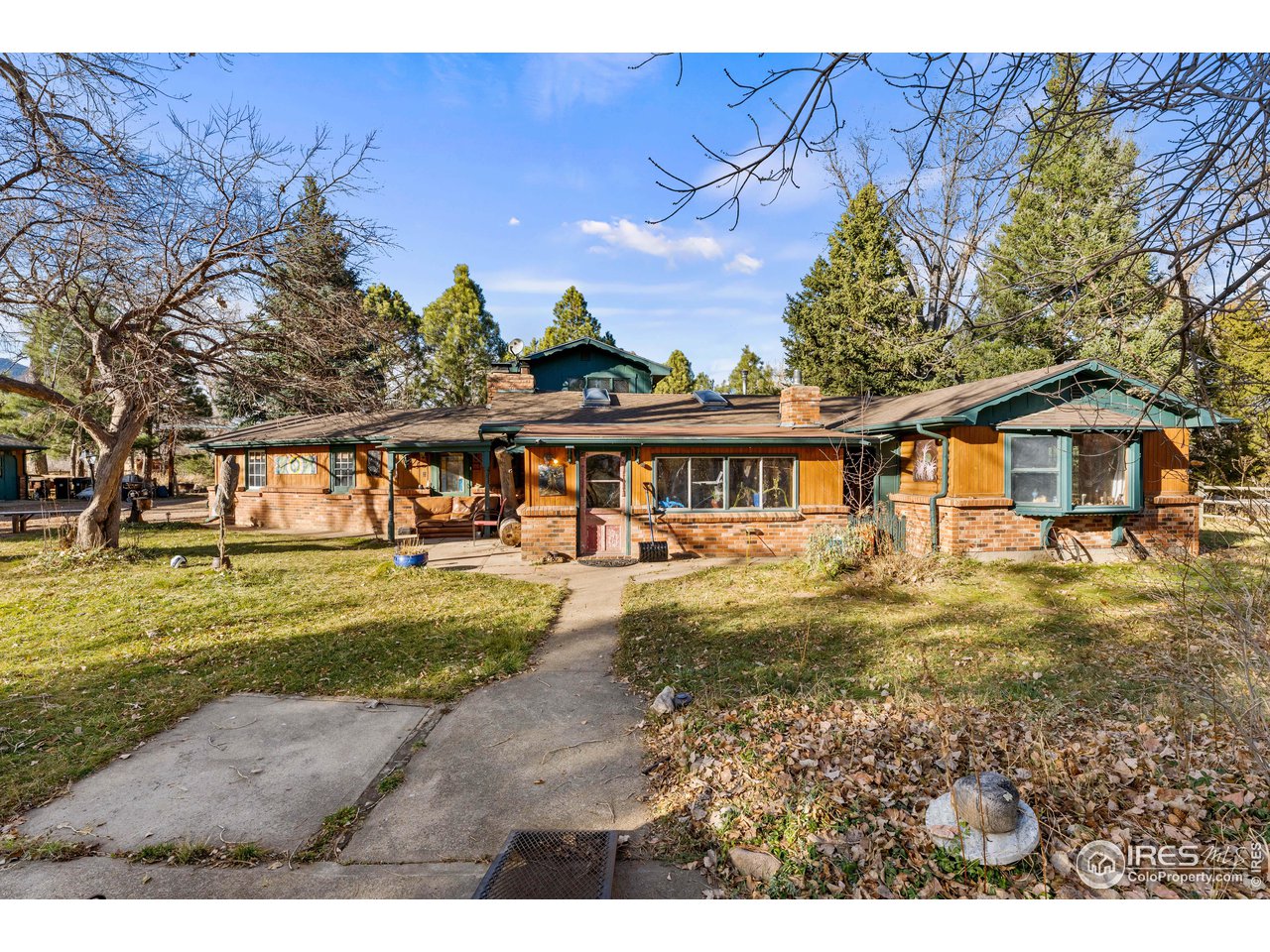 1491 S Foothills Hwy