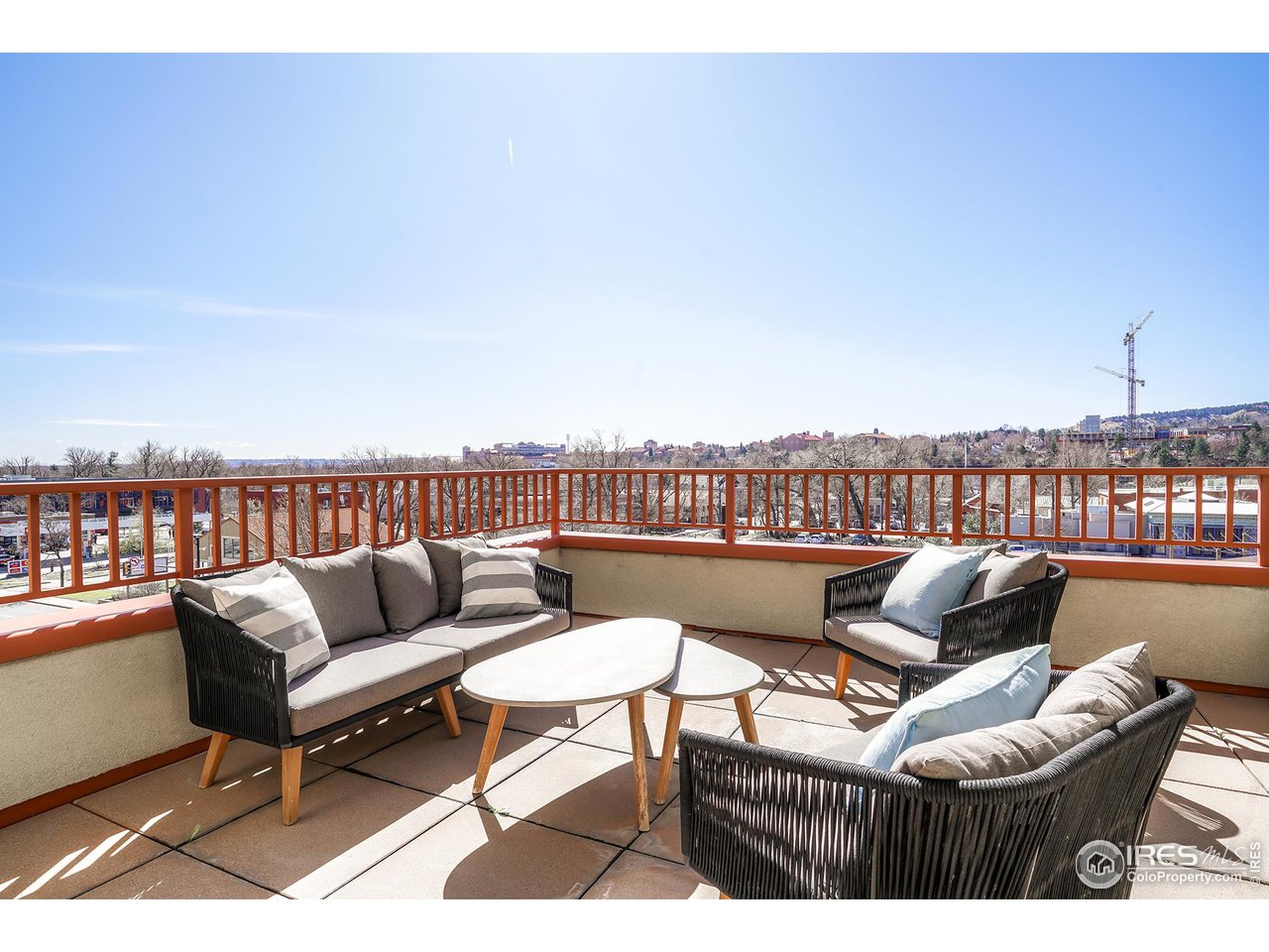 1301 Canyon Blvd 406