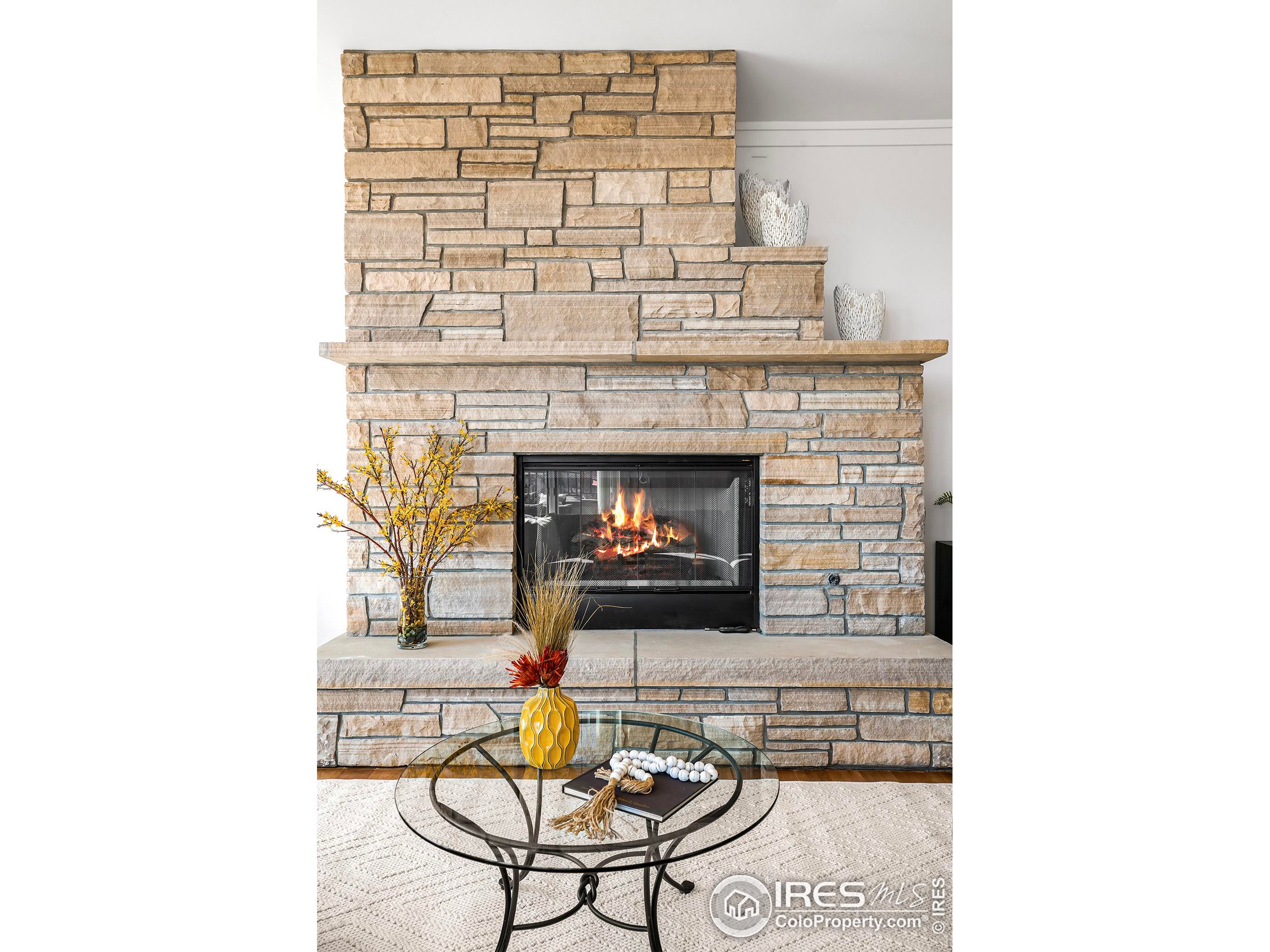 1301 Canyon Blvd 406