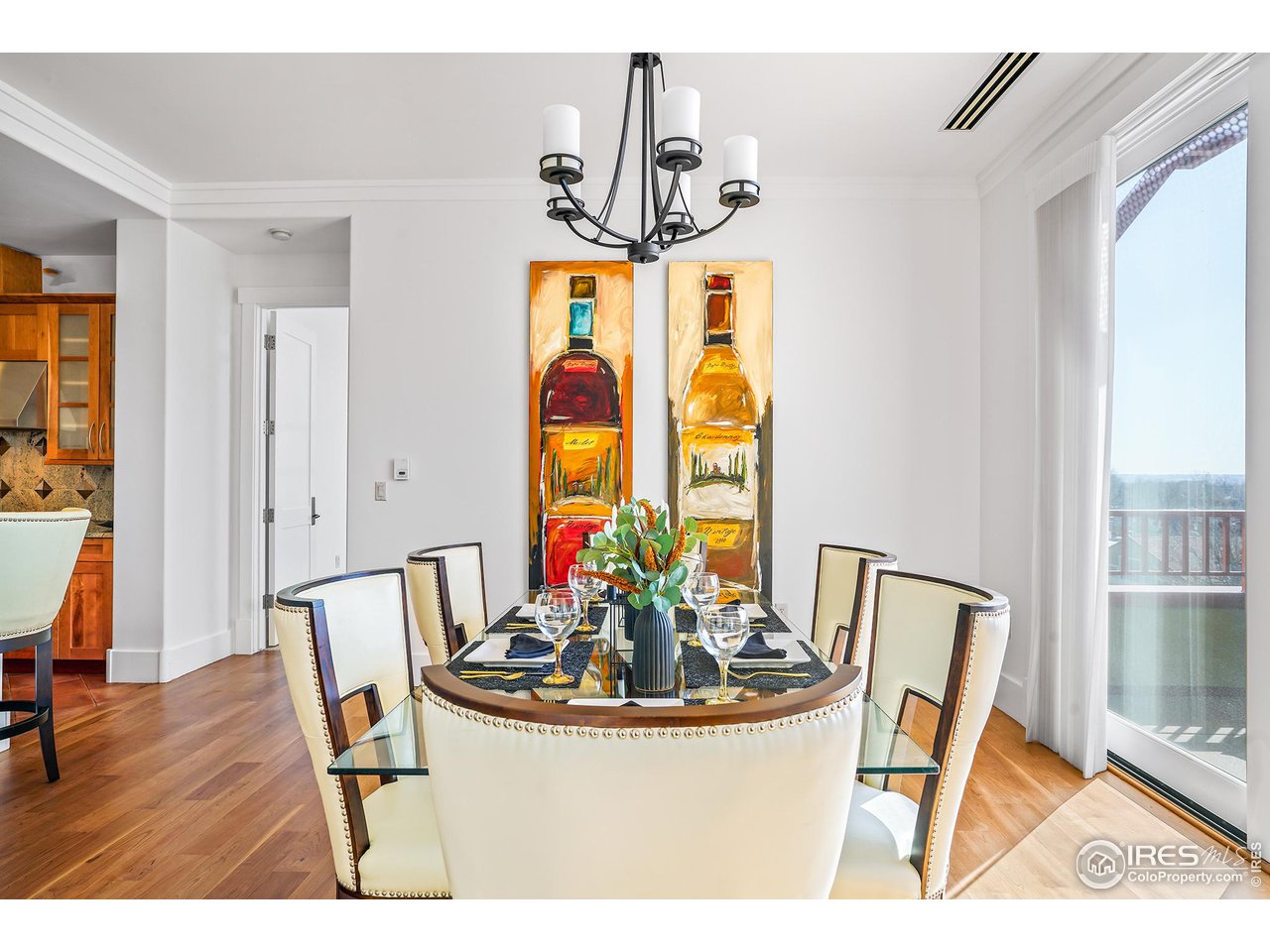 1301 Canyon Blvd 406