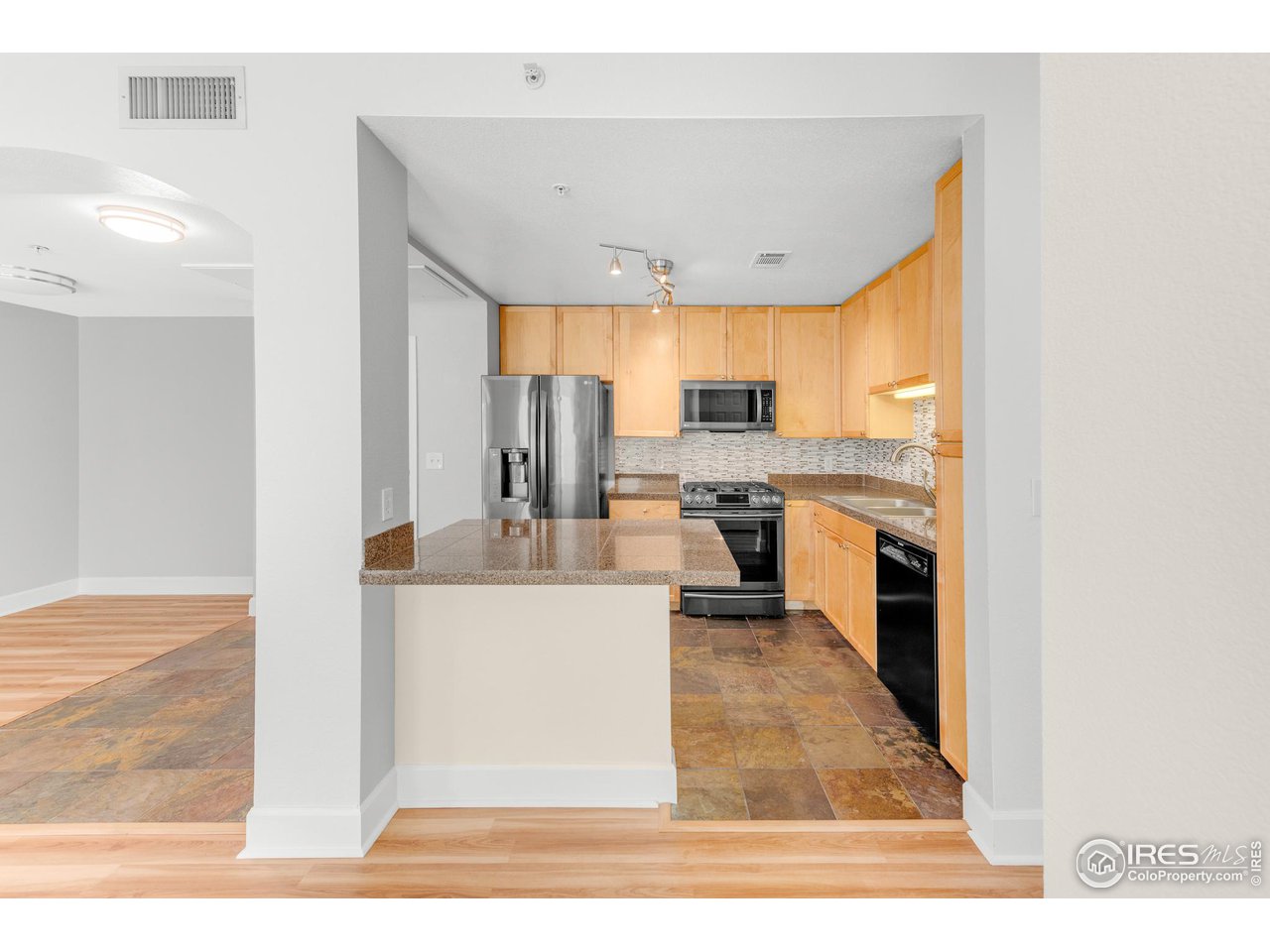 4500 Baseline Rd 1305