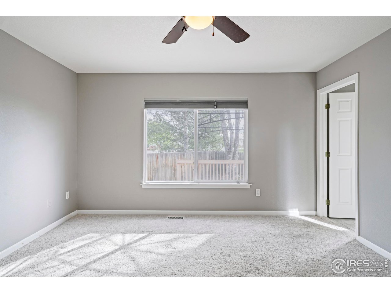 1728 Clover Creek Dr