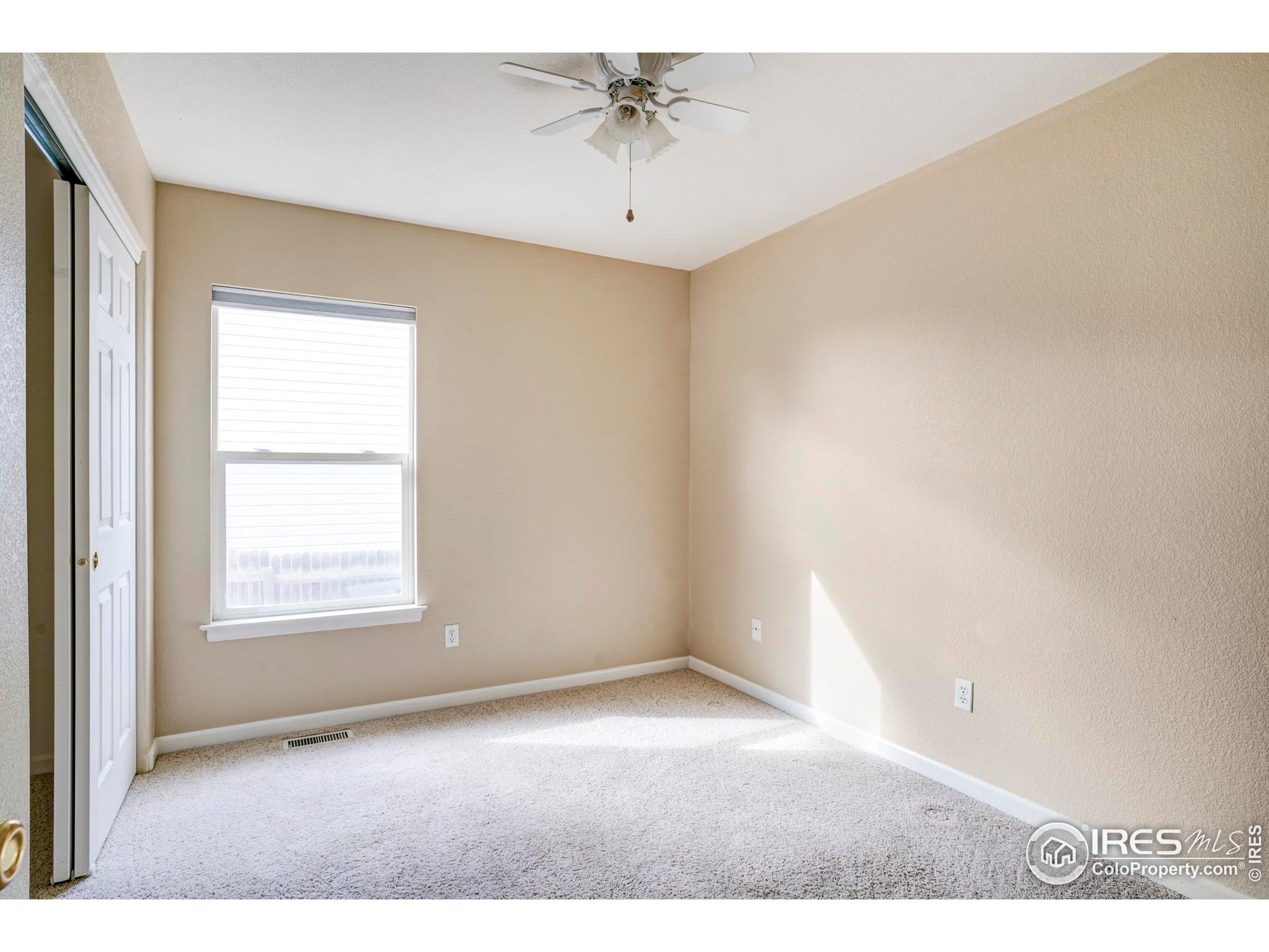 1728 Clover Creek Dr