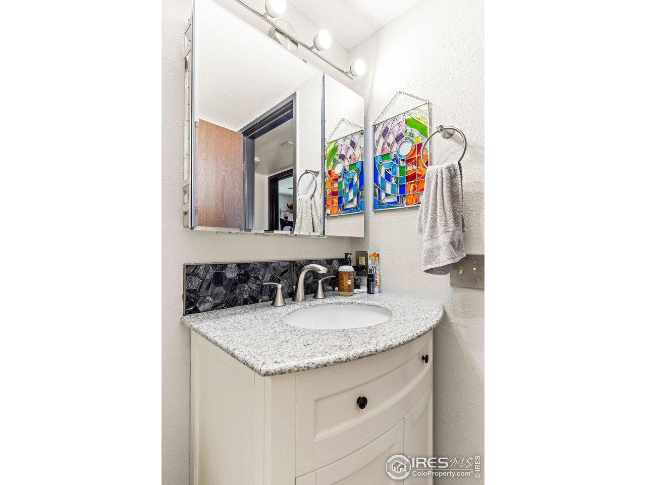 2875 Shadow Creek Dr 301