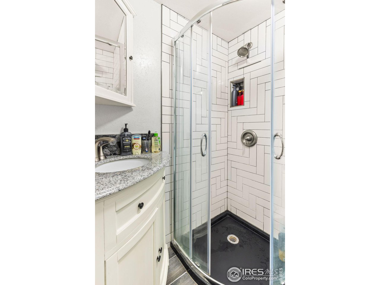 2875 Shadow Creek Dr 301