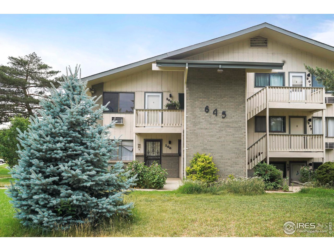 645 Manhattan Pl 206