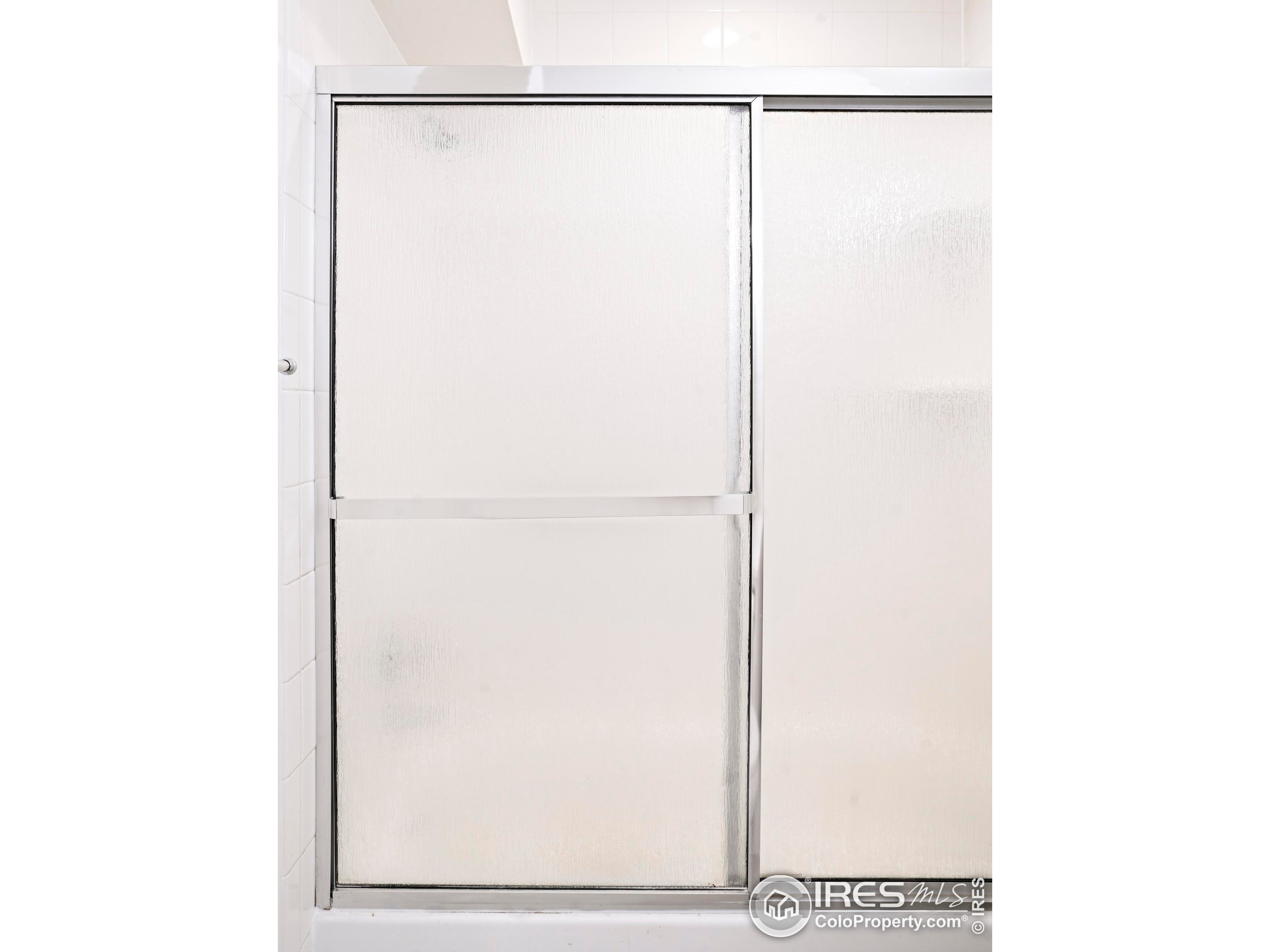 645 Manhattan Pl 206