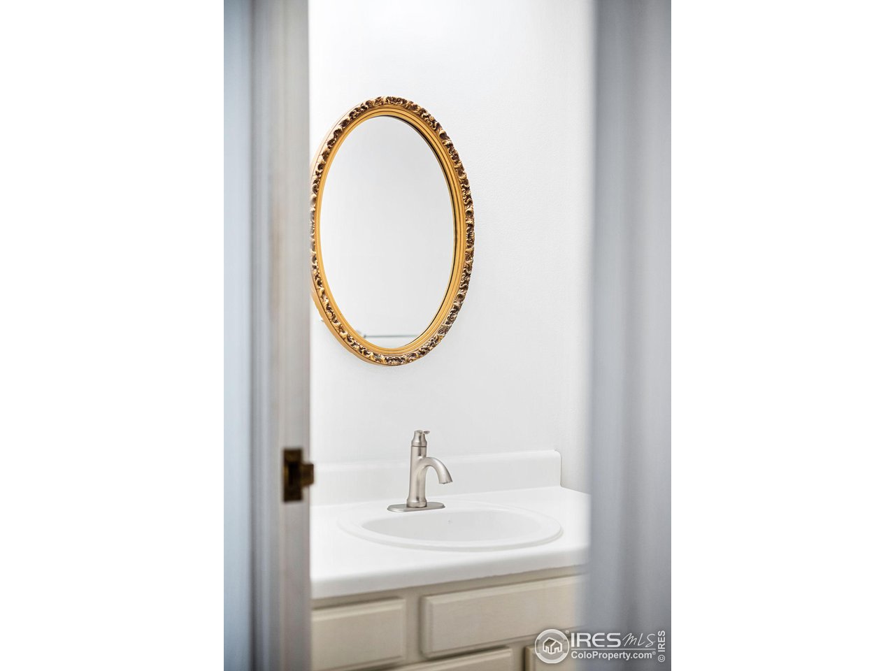 3450 S Poplar St 307