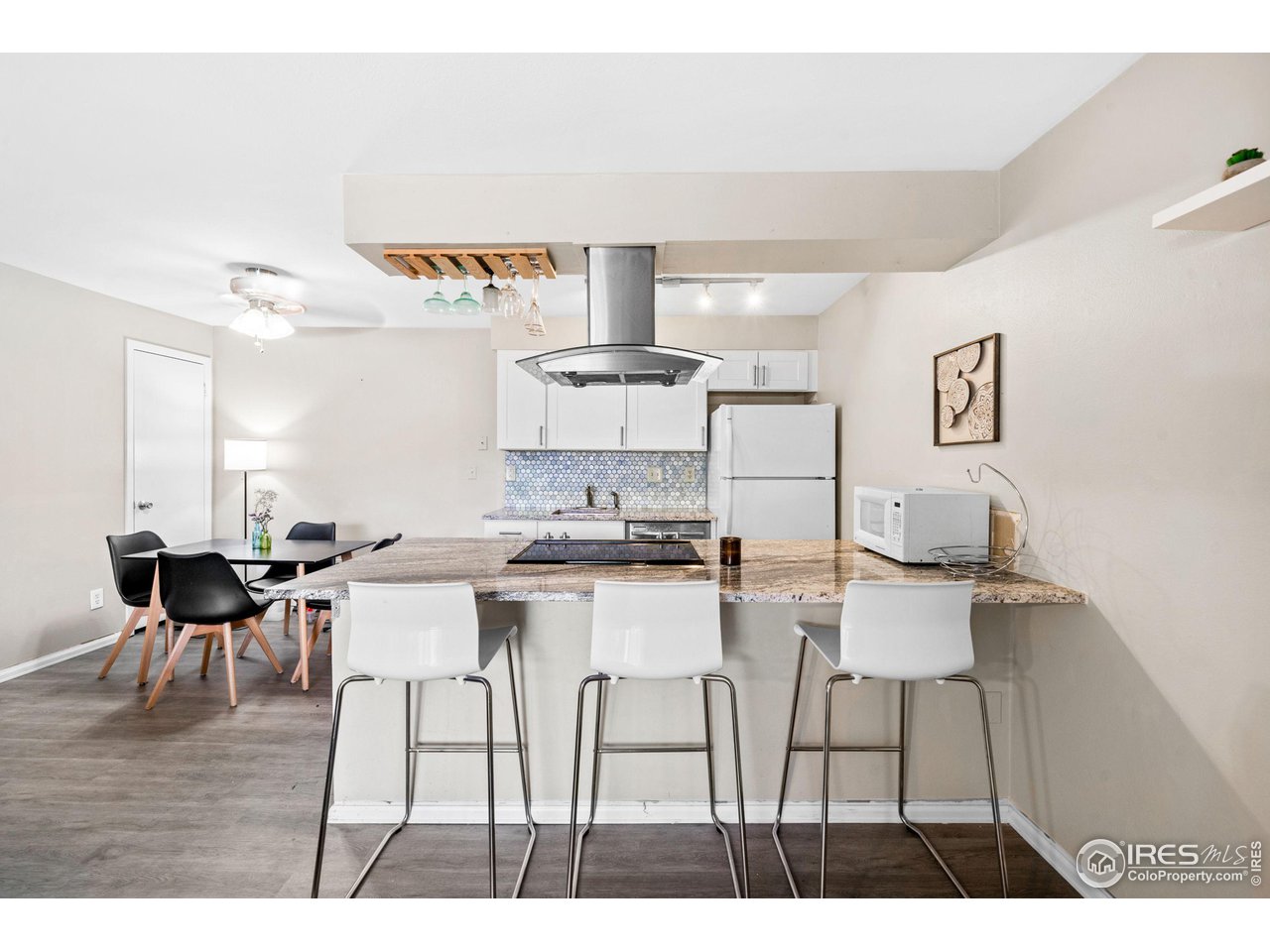 665 Manhattan Dr 205